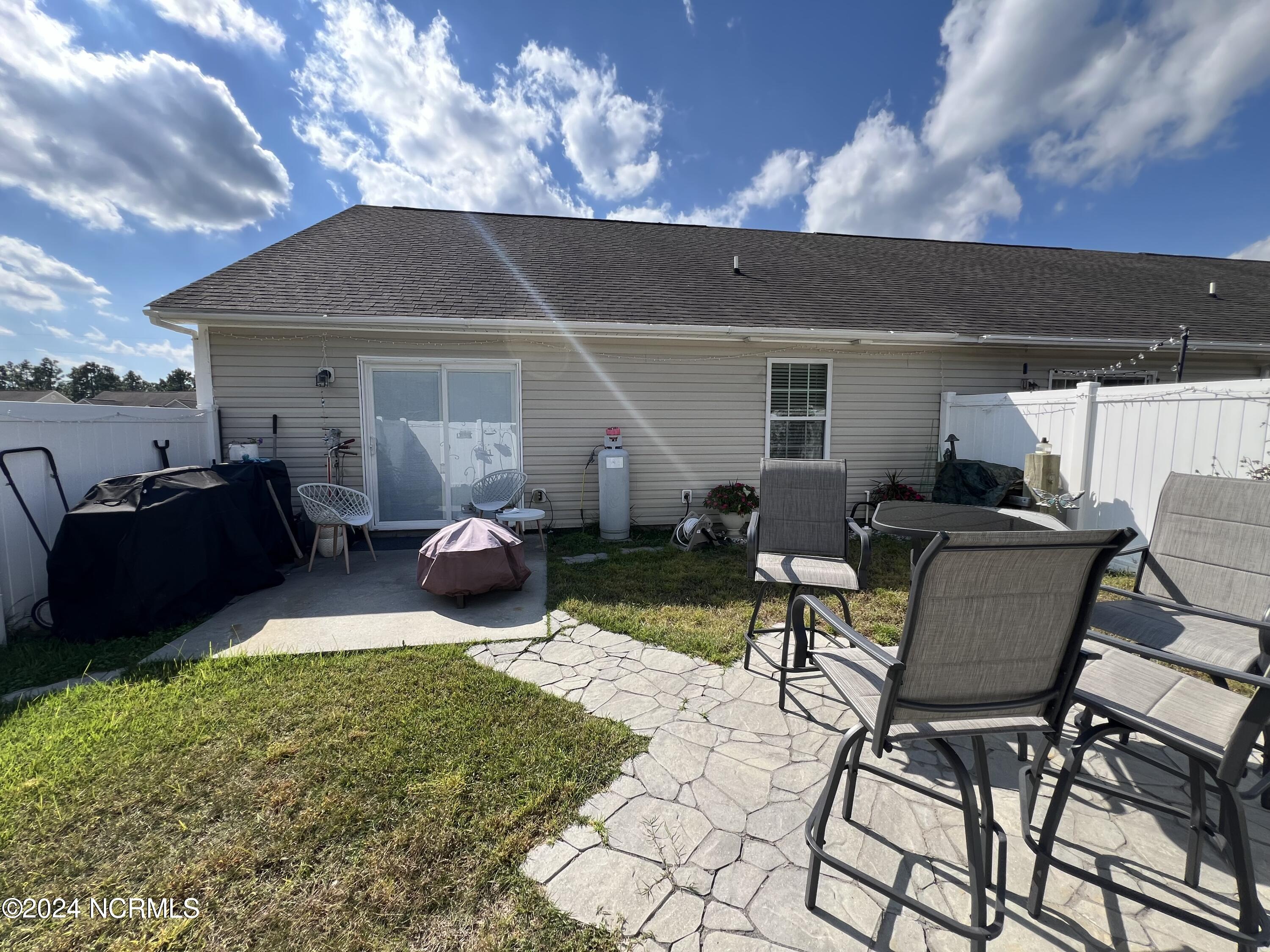 189 Pine Hollow Road