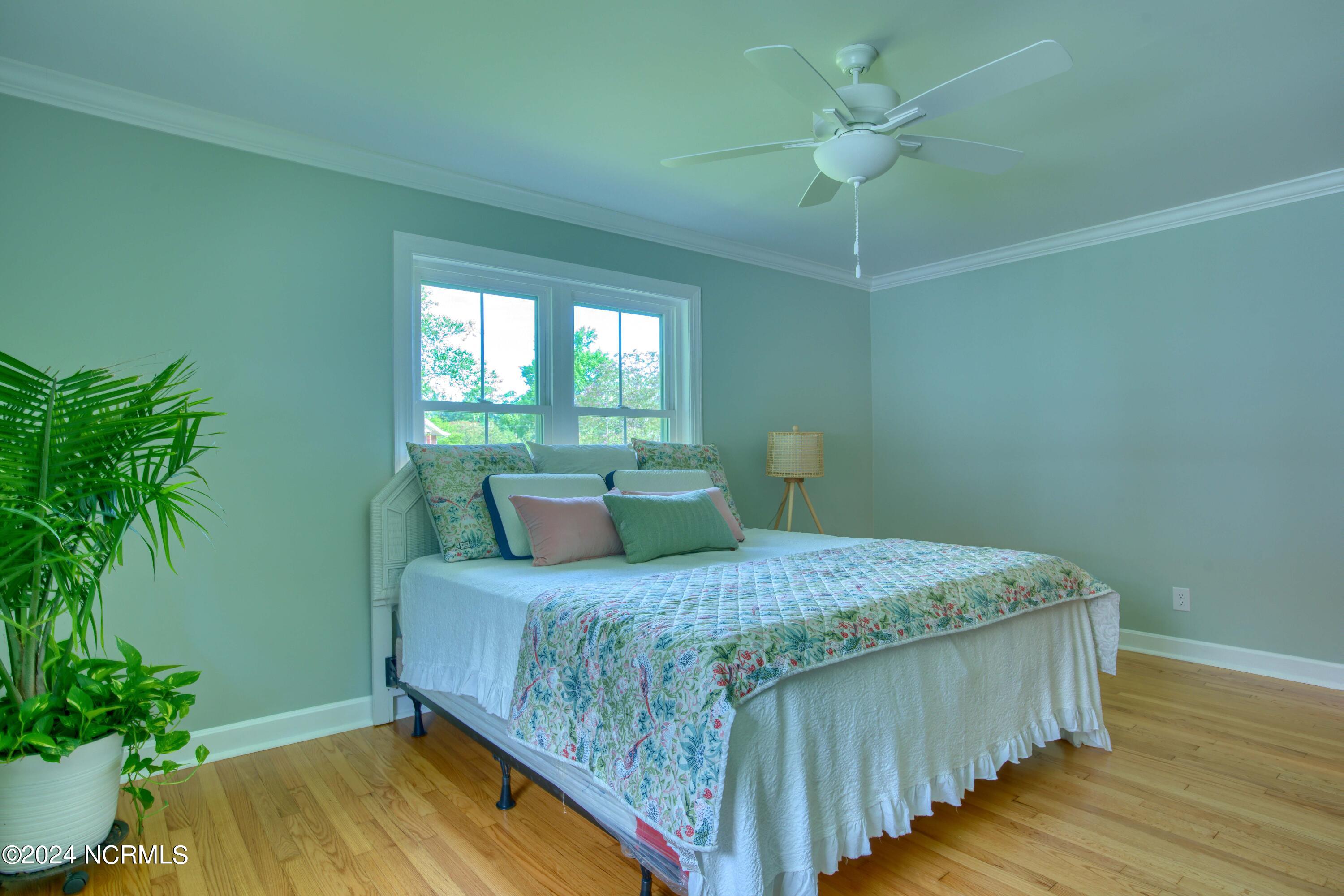 201 Brentwood Avenue