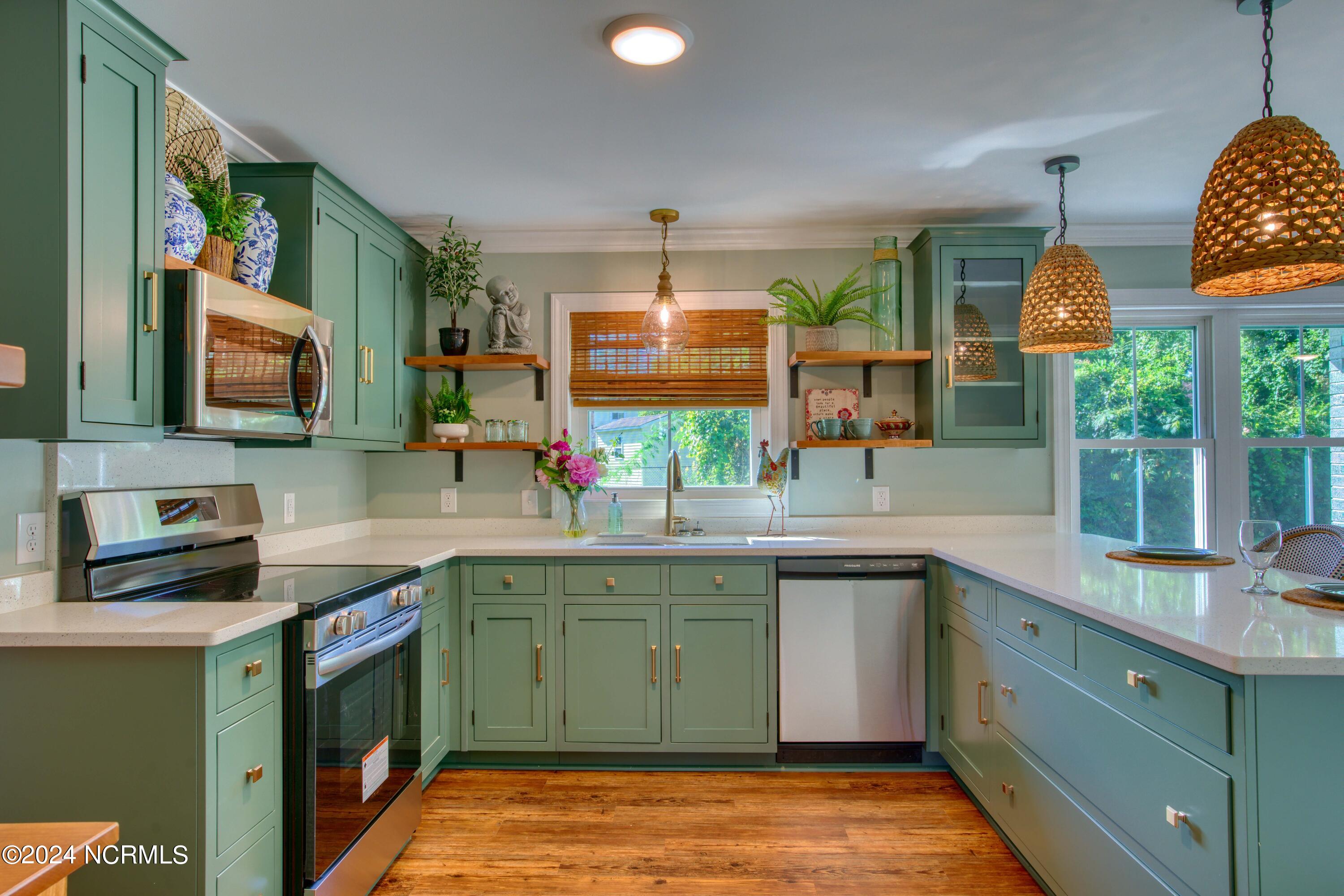 201 Brentwood Avenue