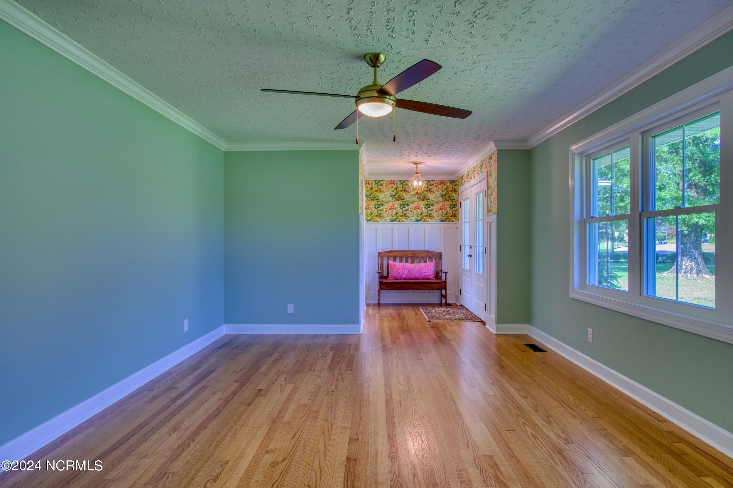 201 Brentwood Avenue