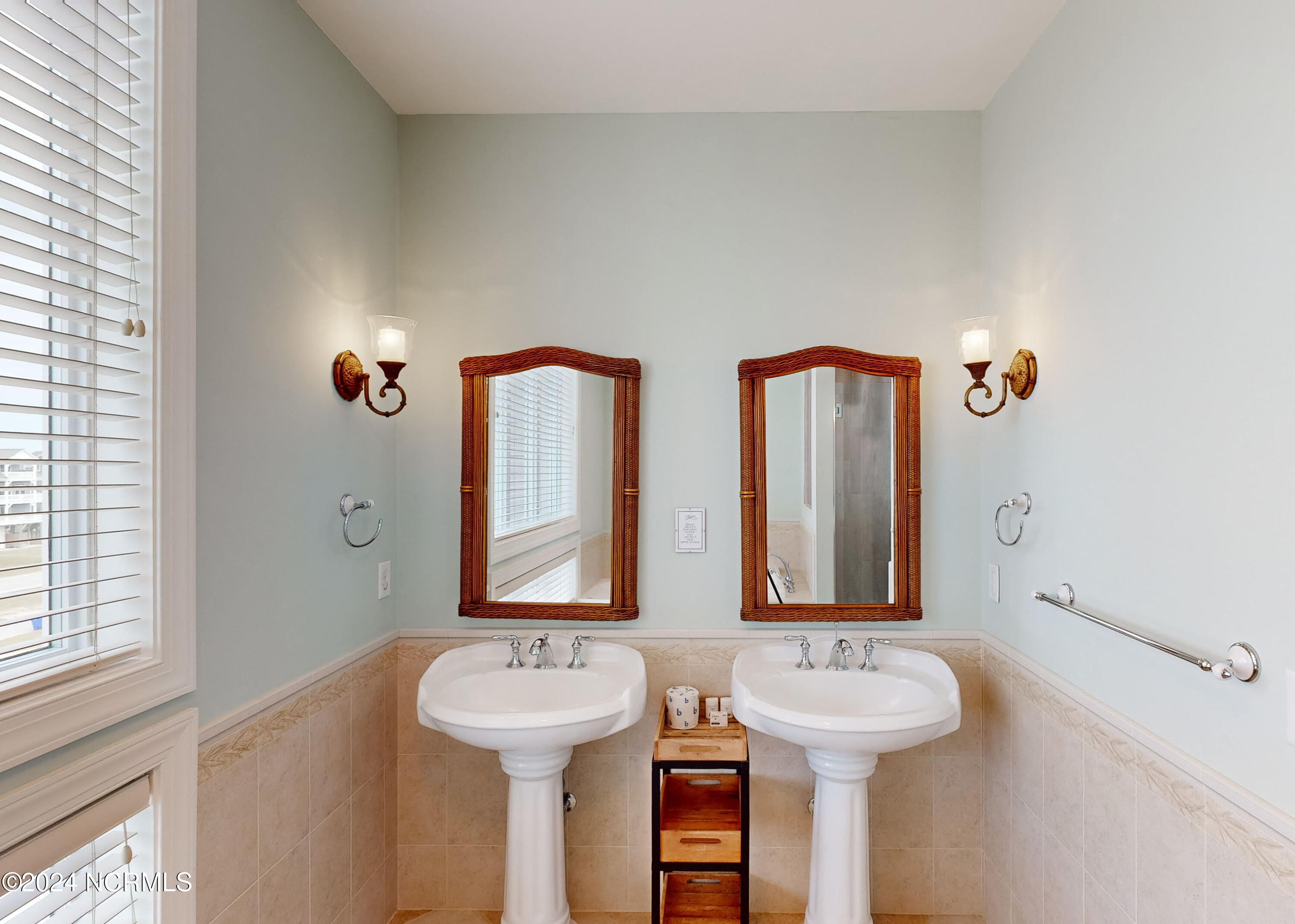 100 Scotch Bonnet Drive