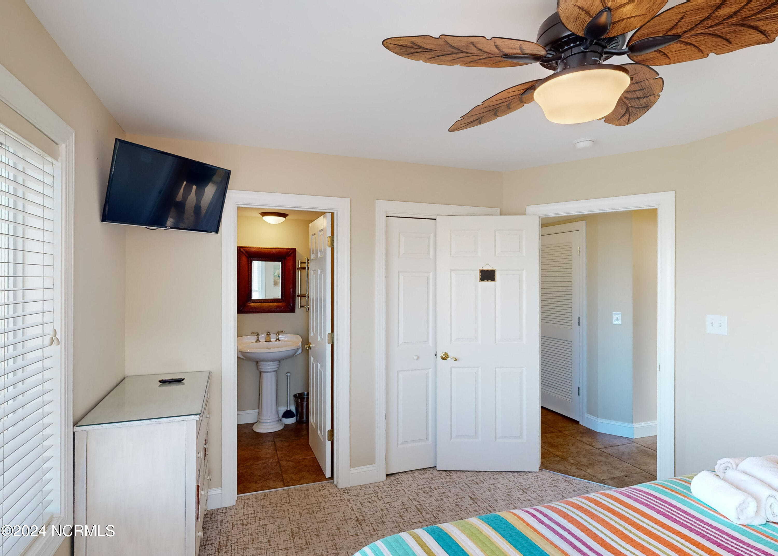 100 Scotch Bonnet Drive
