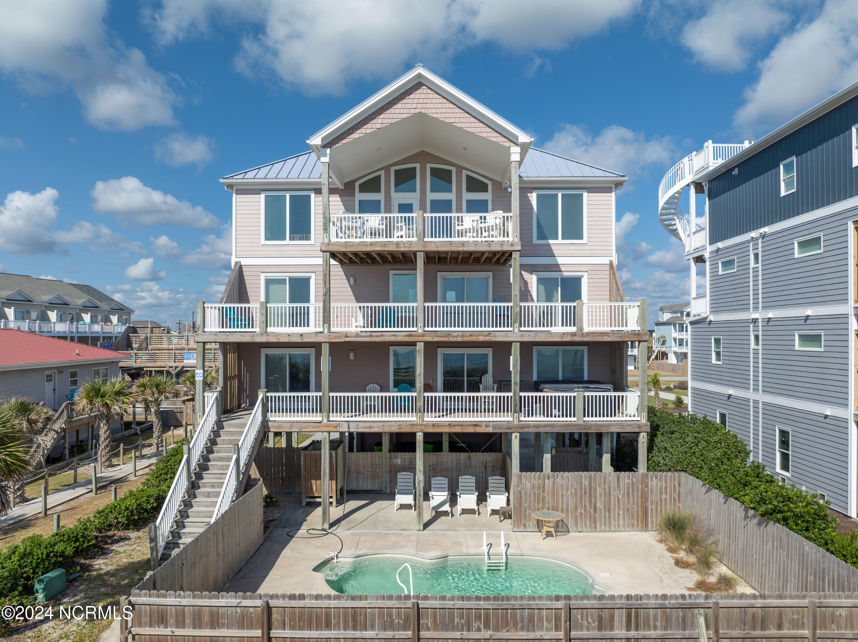 100 Scotch Bonnet Drive