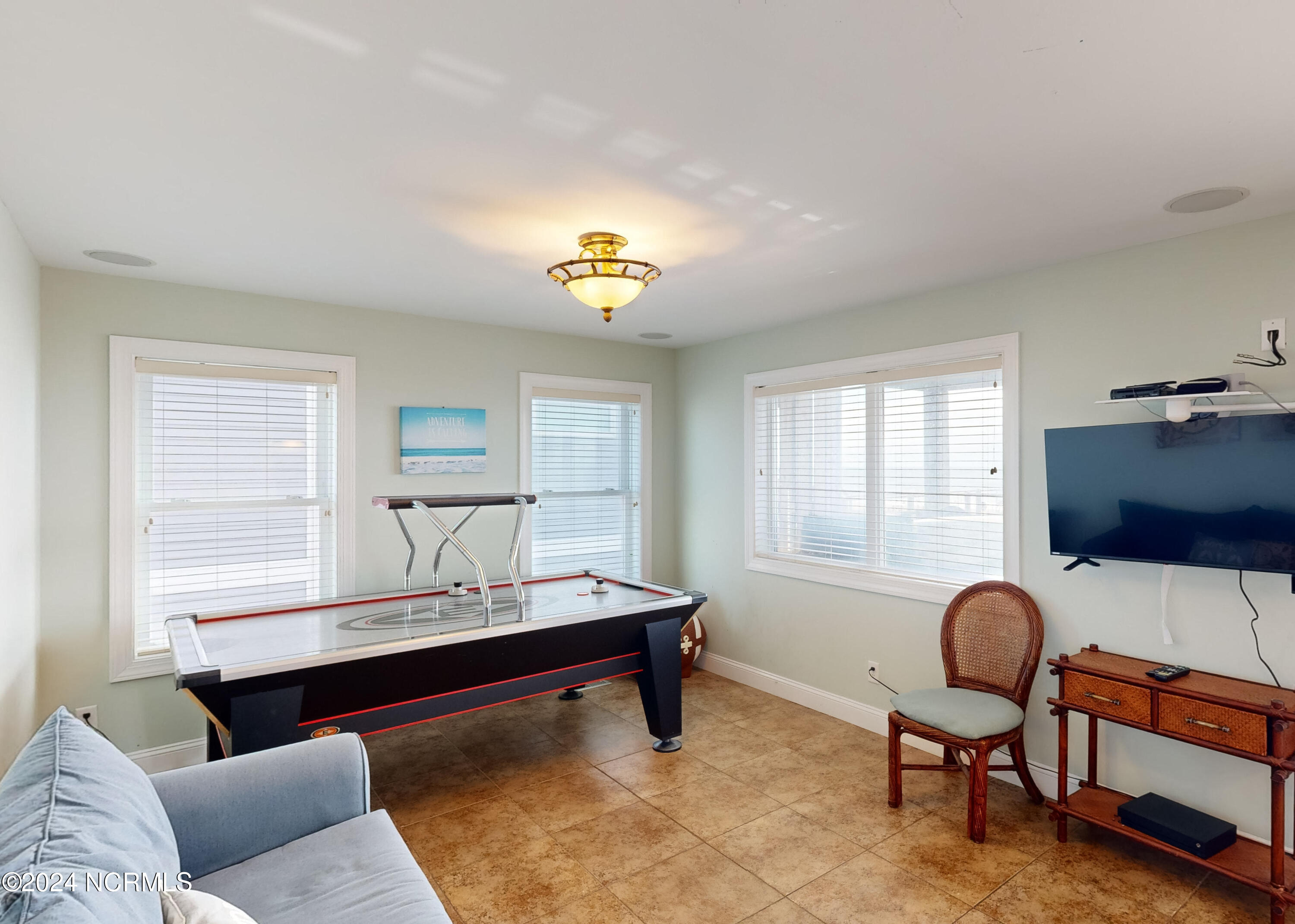 100 Scotch Bonnet Drive