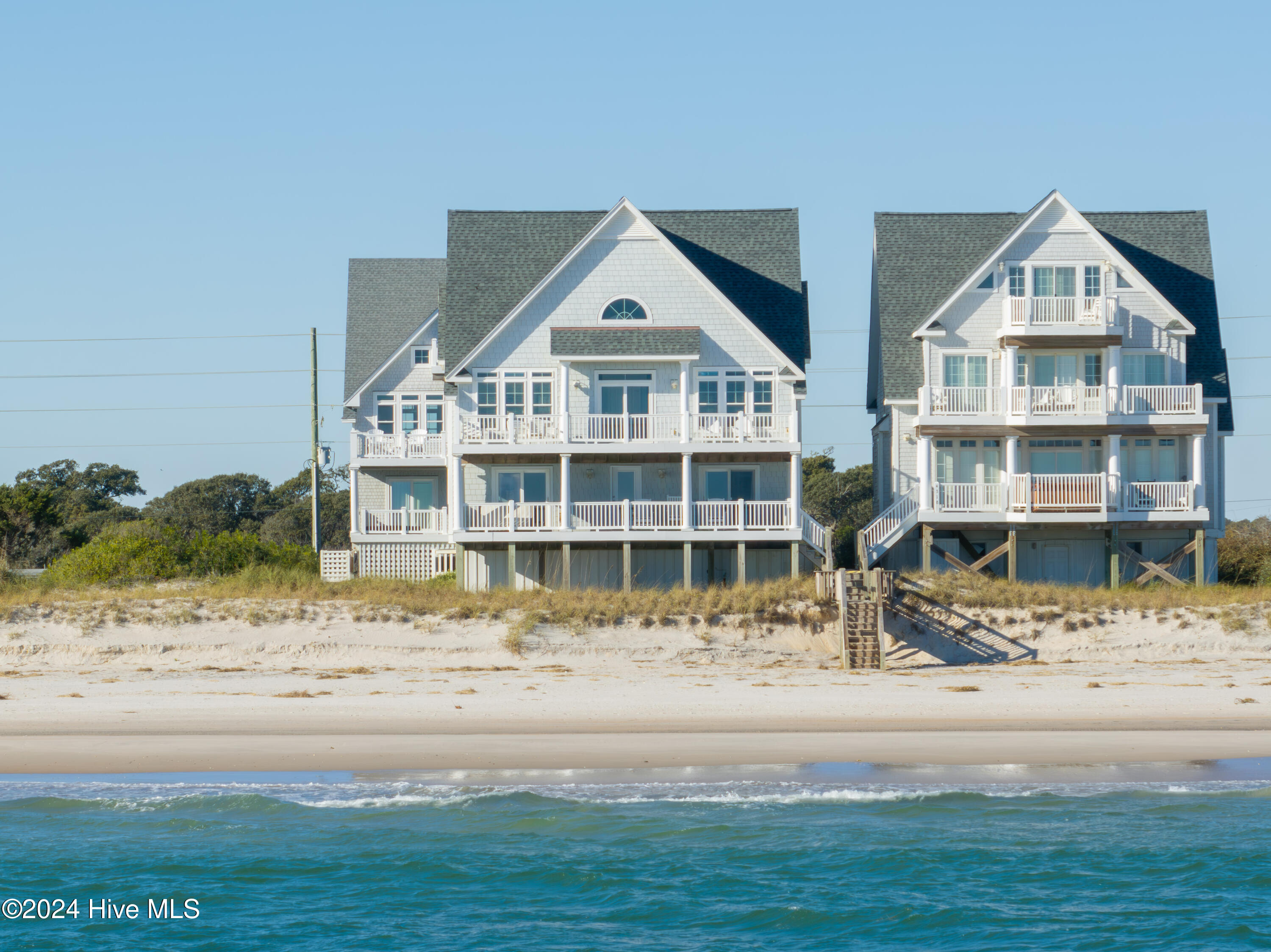 4316 Island Drive