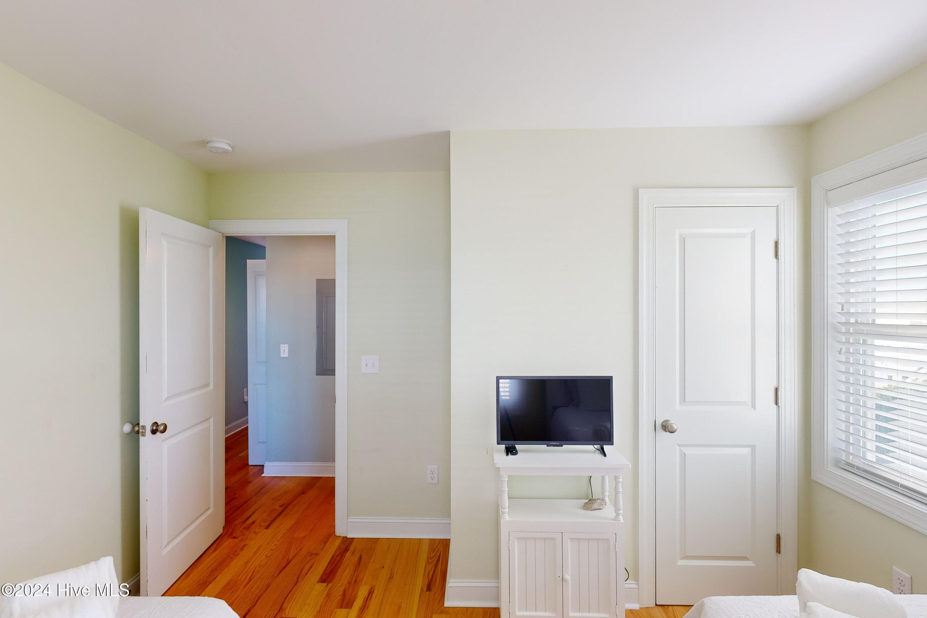 4316 Island Drive
