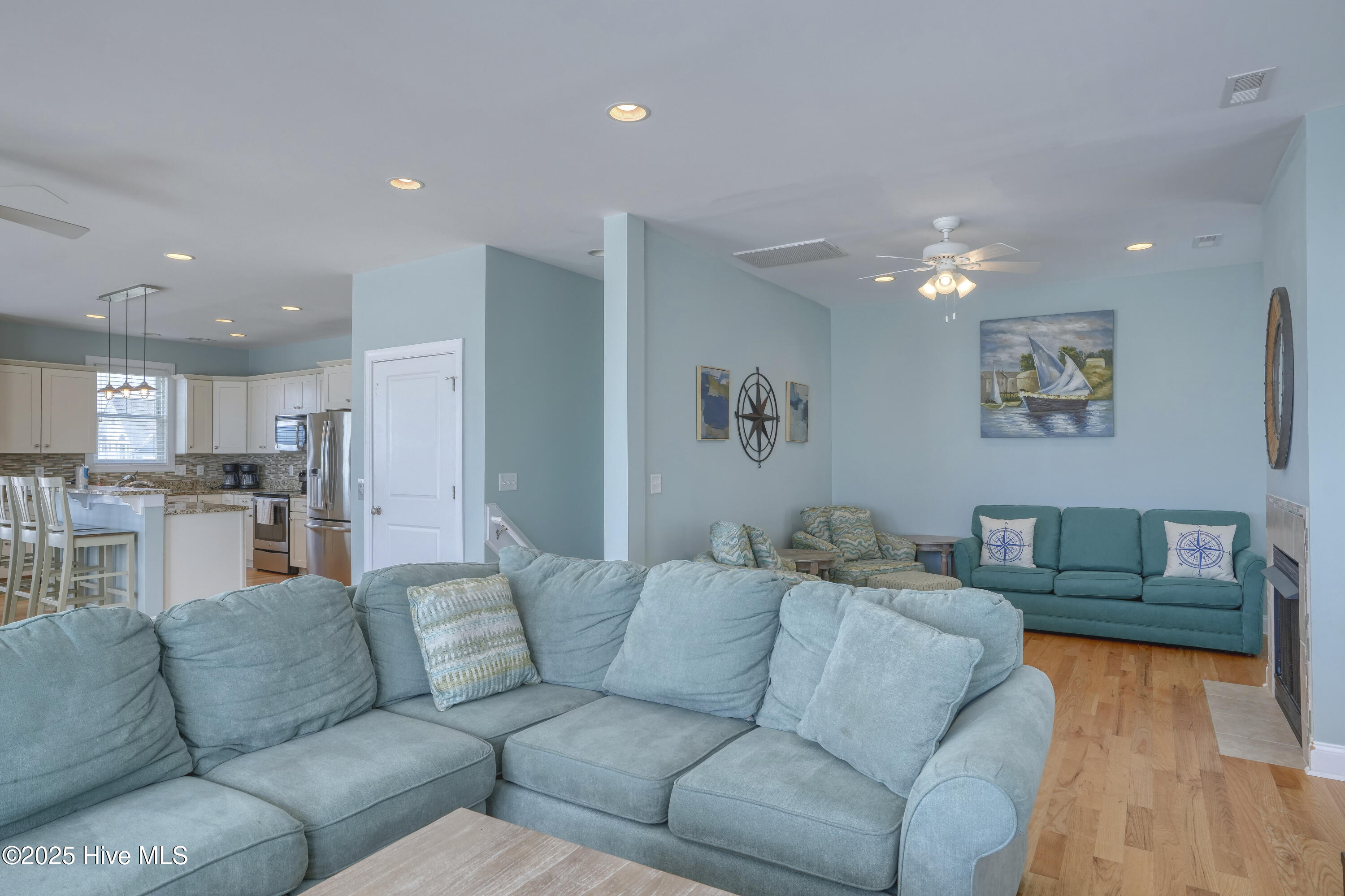 4316 Island Drive