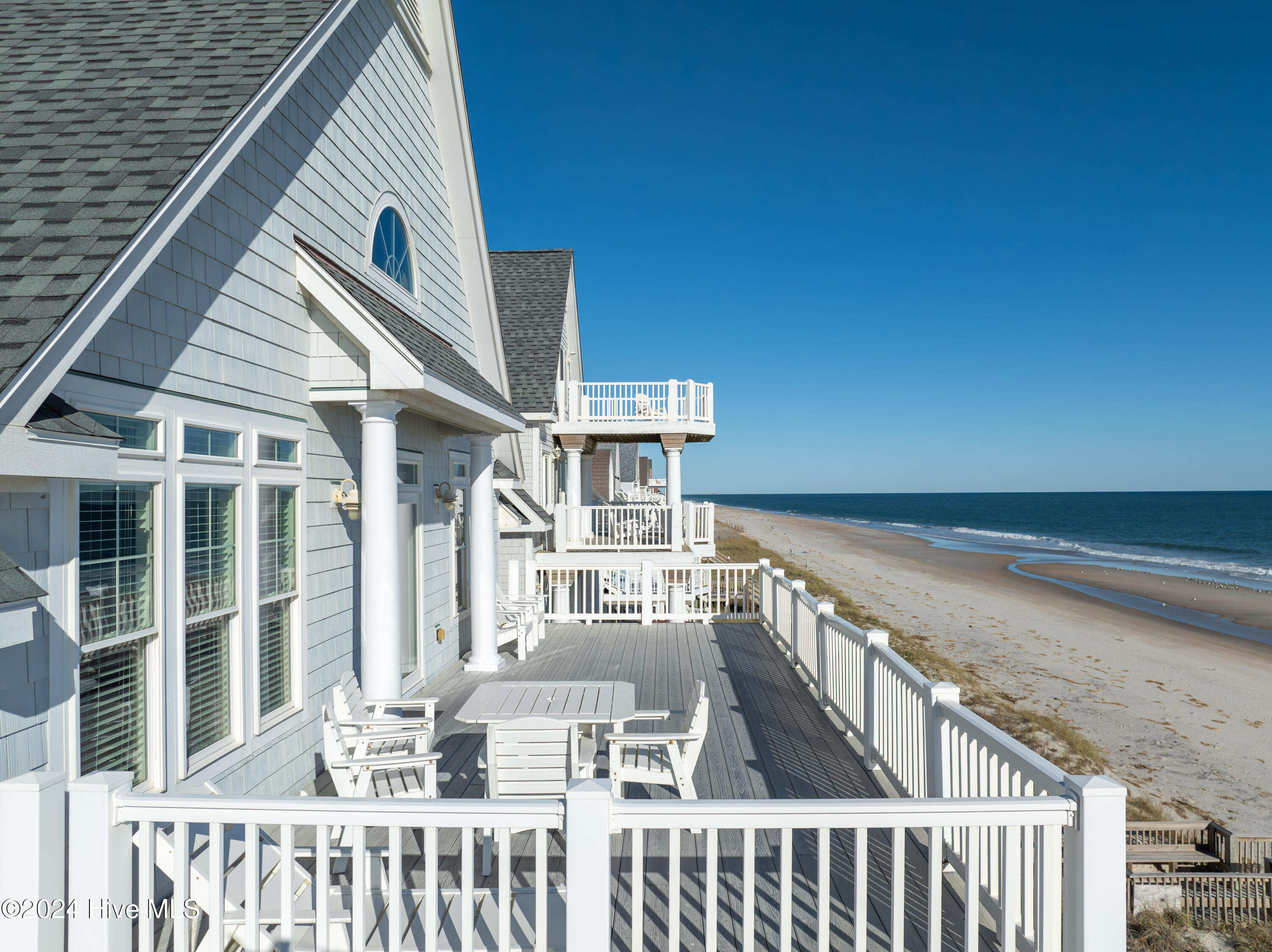4316 Island Drive