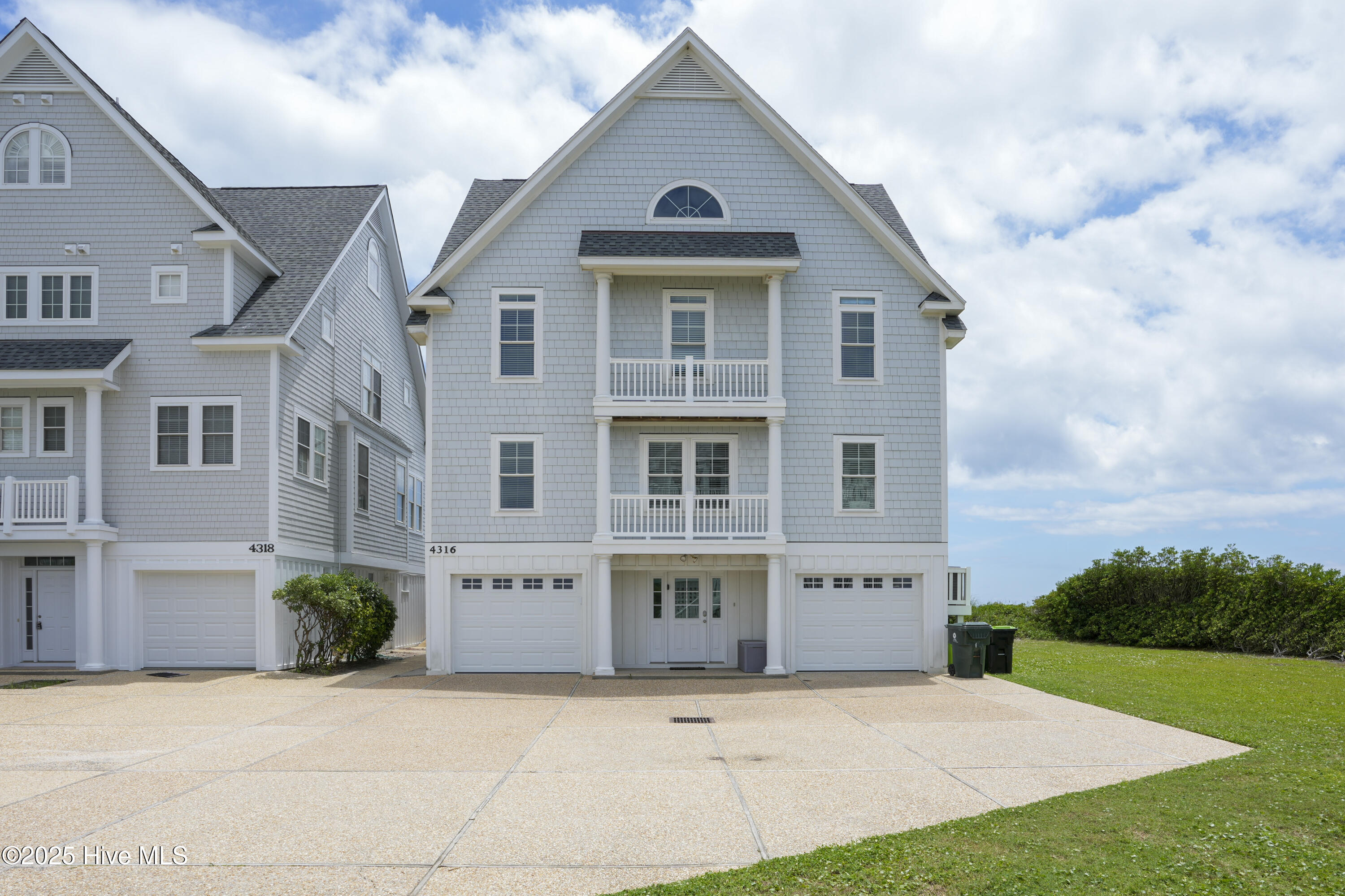 4316 Island Drive