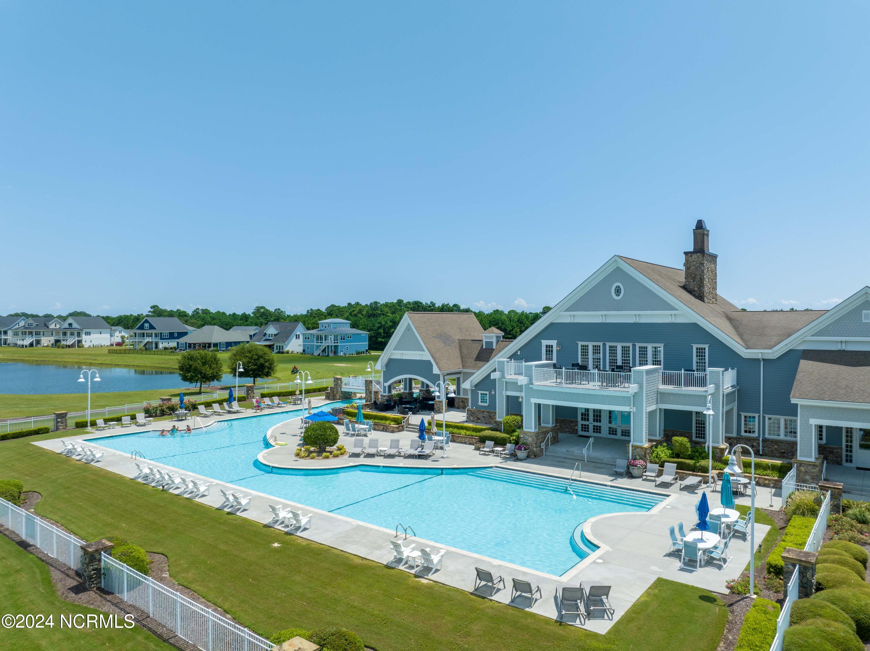 415 Summerhouse Drive