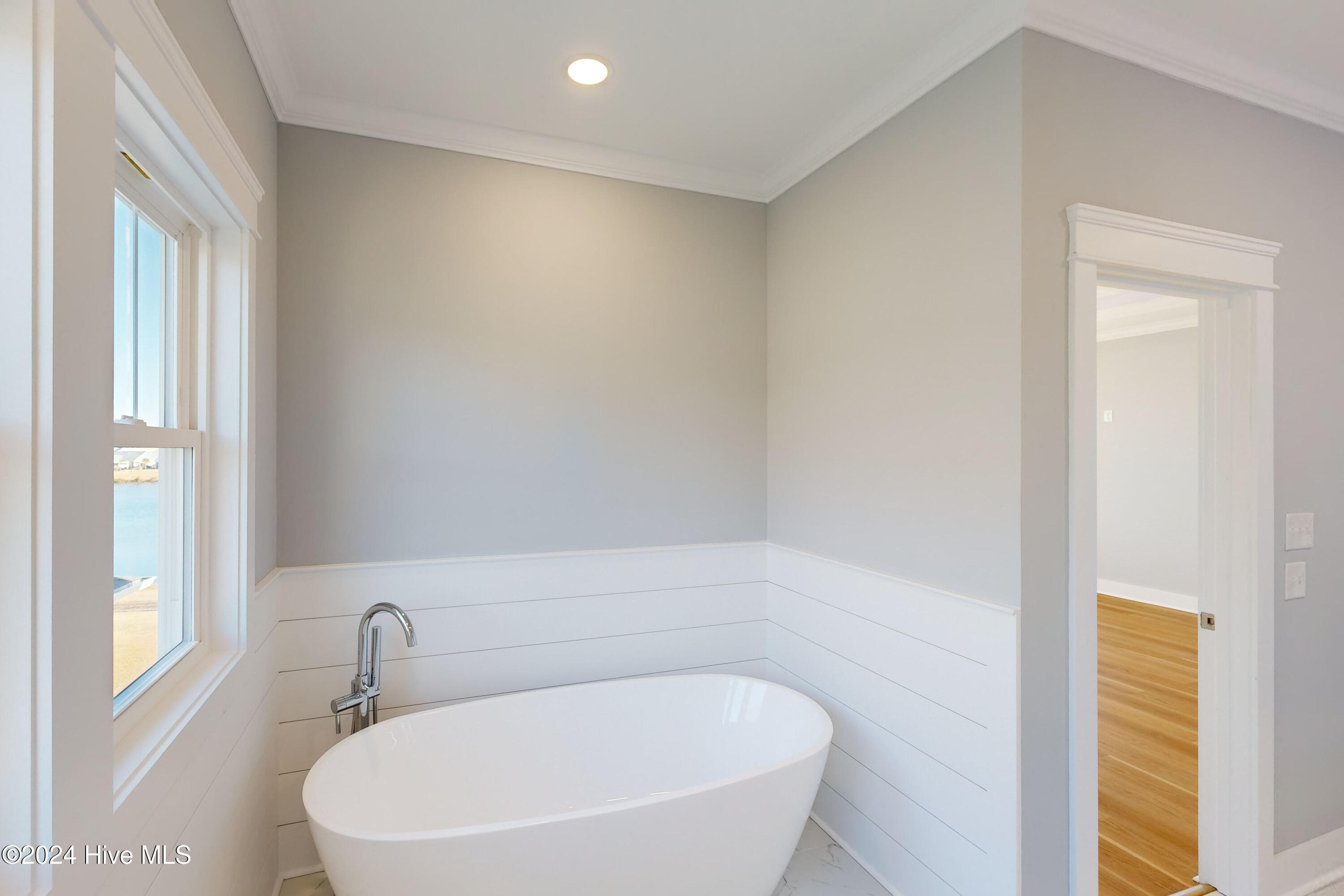 415 Summerhouse Drive