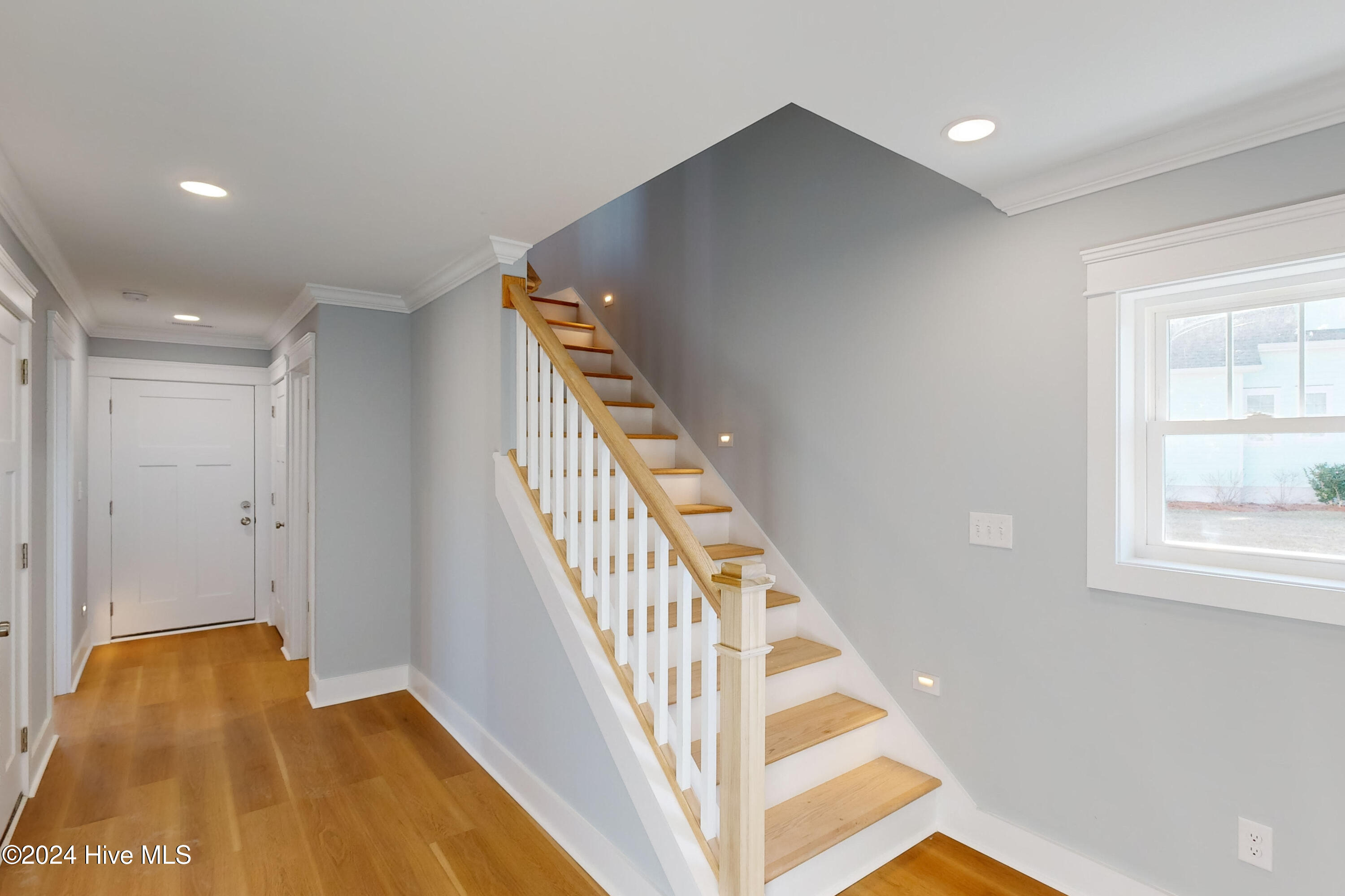415 Summerhouse Drive