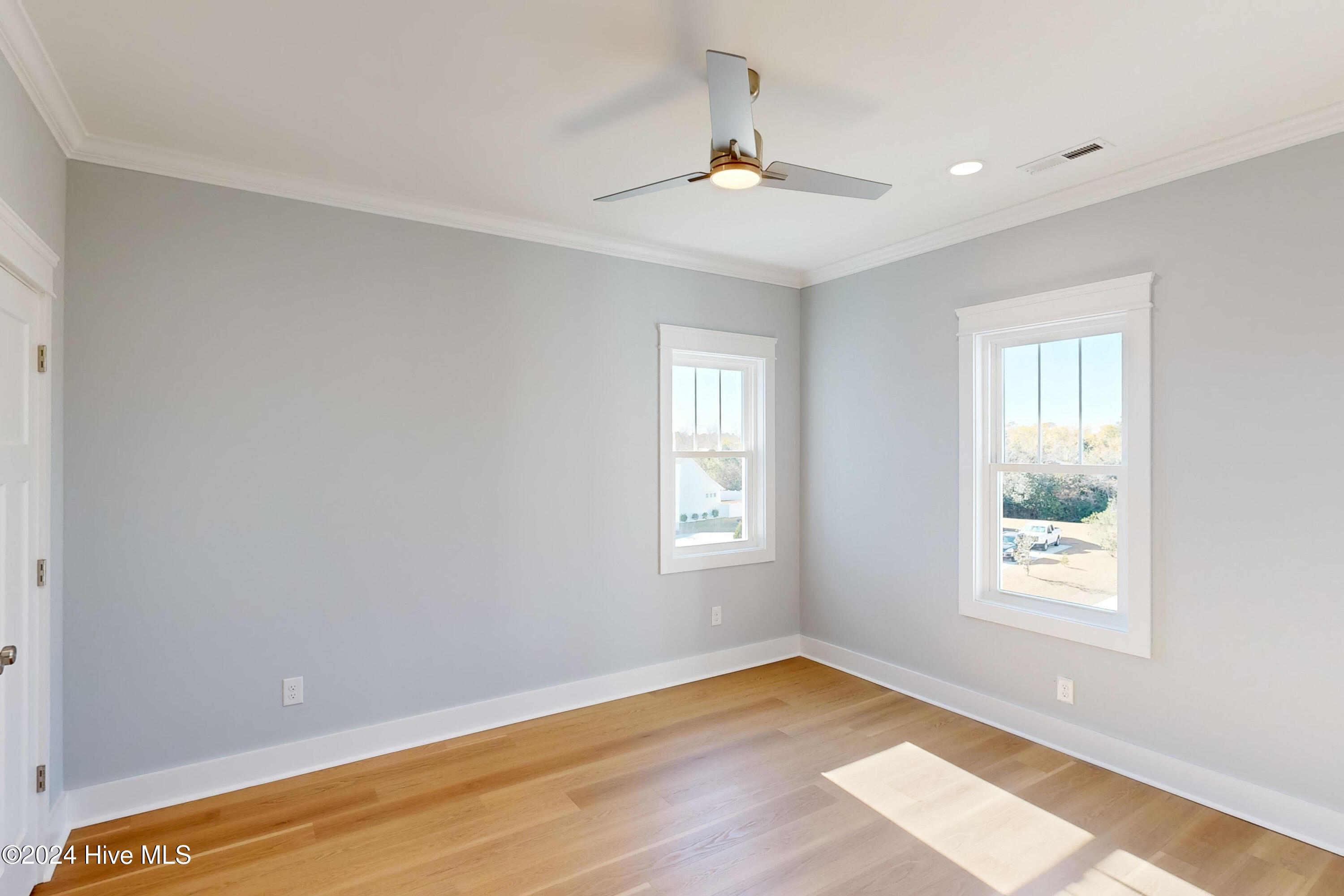 415 Summerhouse Drive