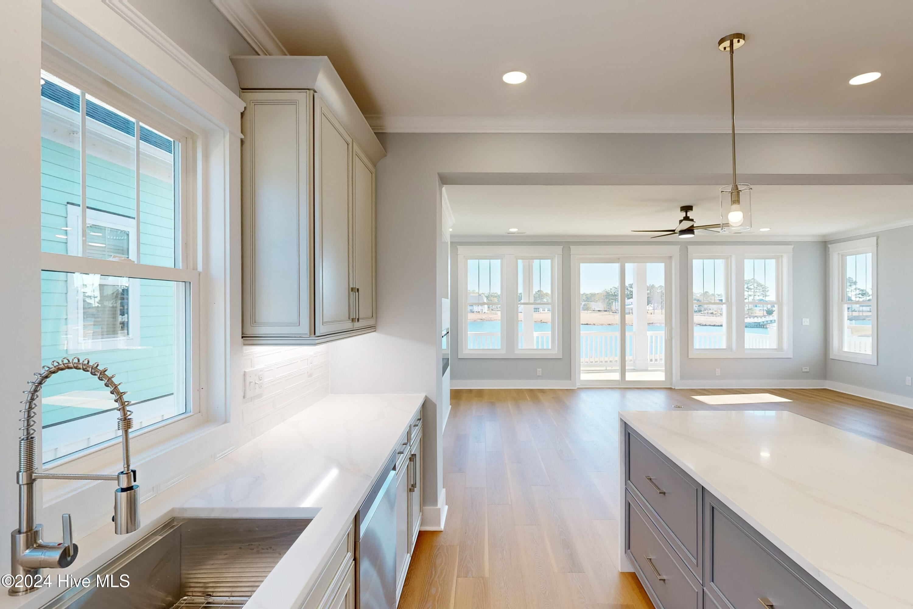 415 Summerhouse Drive