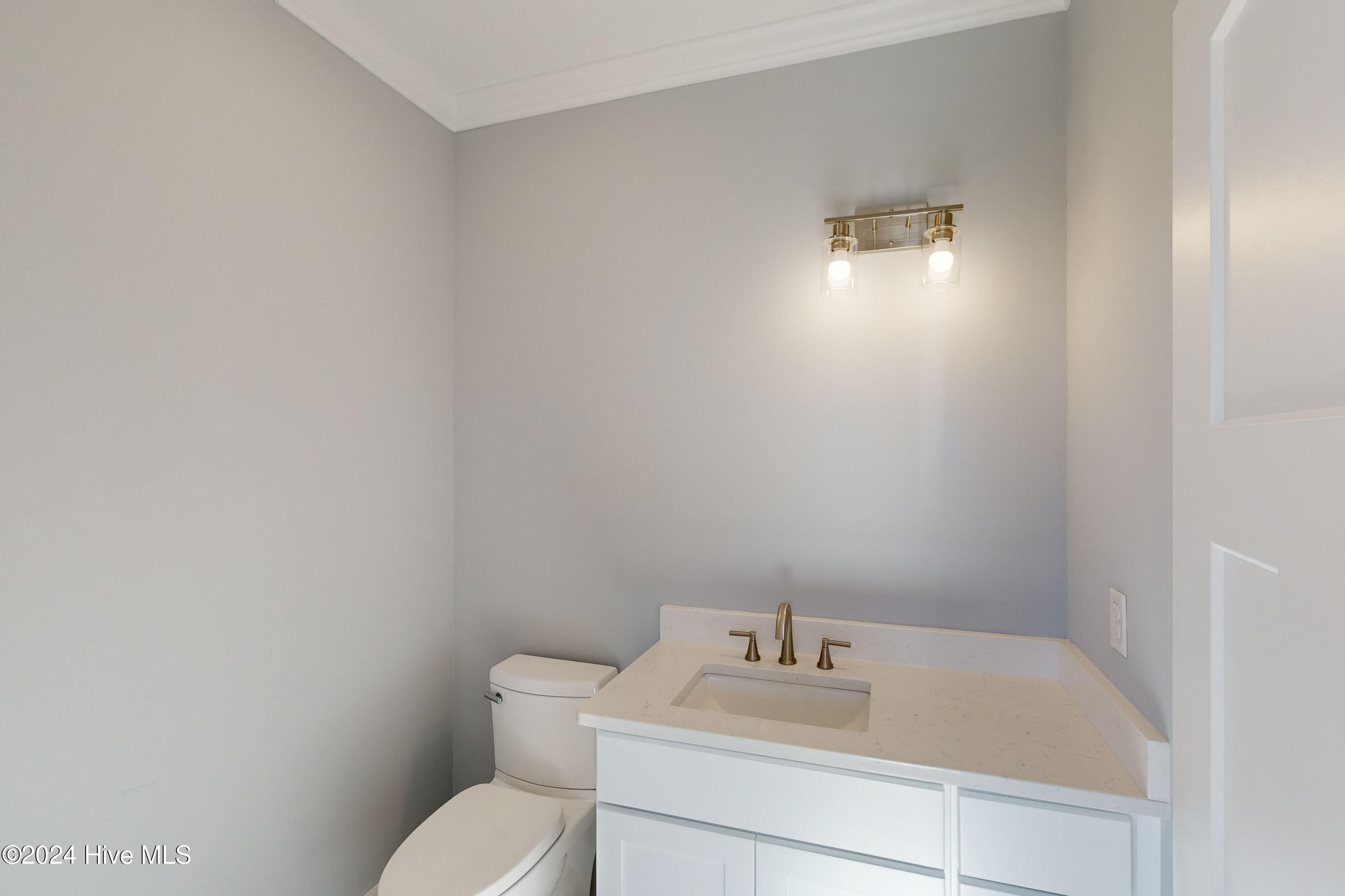 415 Summerhouse Drive