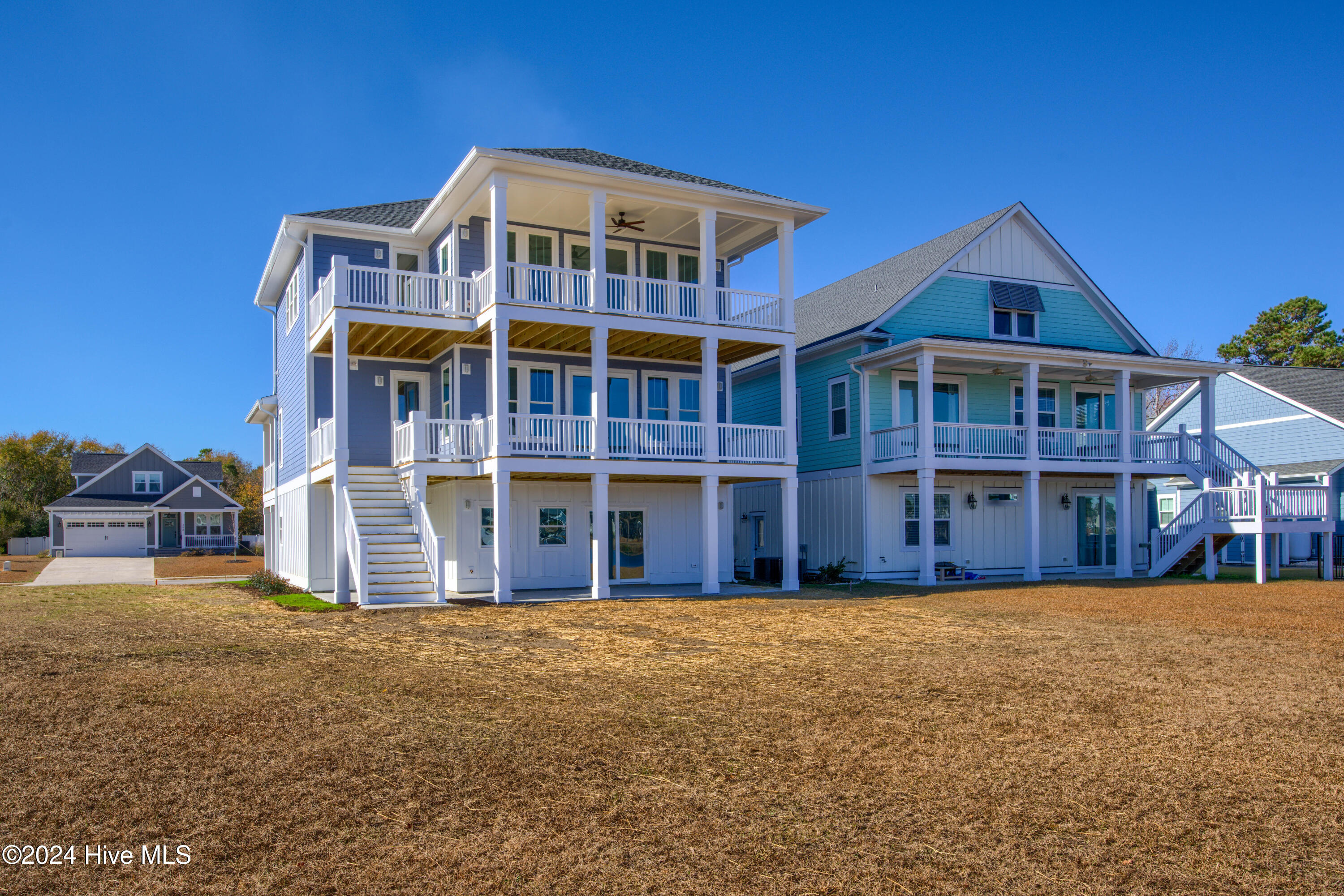 415 Summerhouse Drive