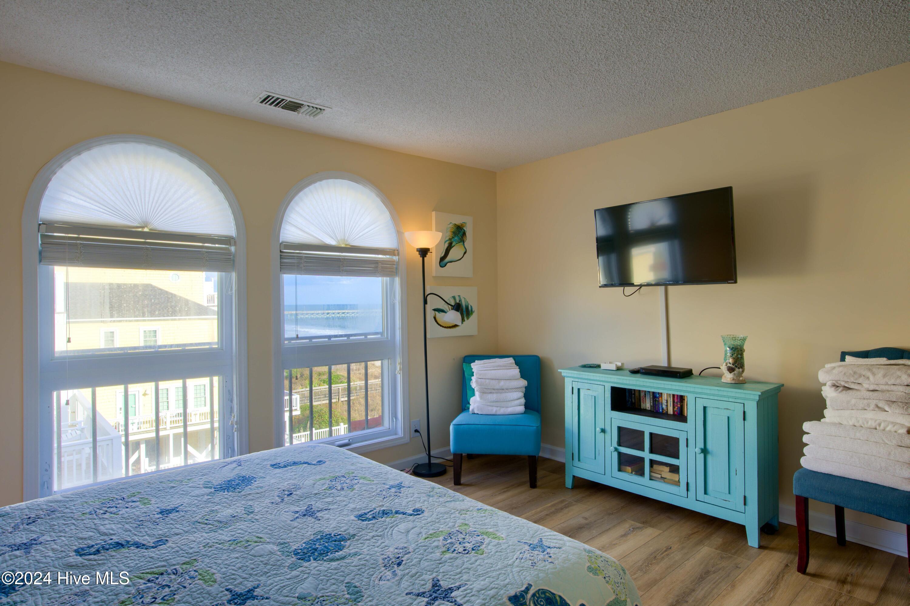 790 New River Inlet Road, 320b