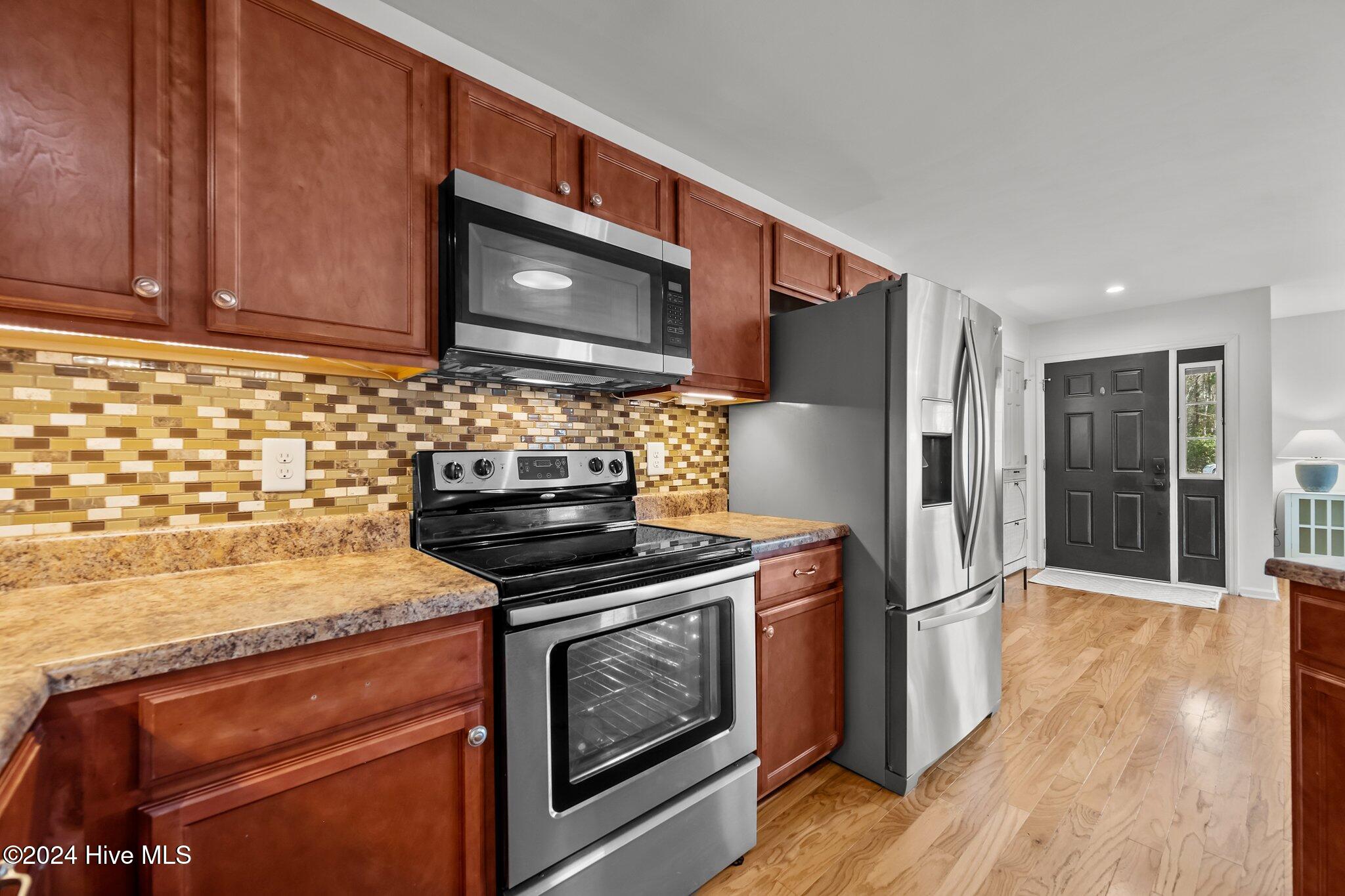 1003 Summerfield Court