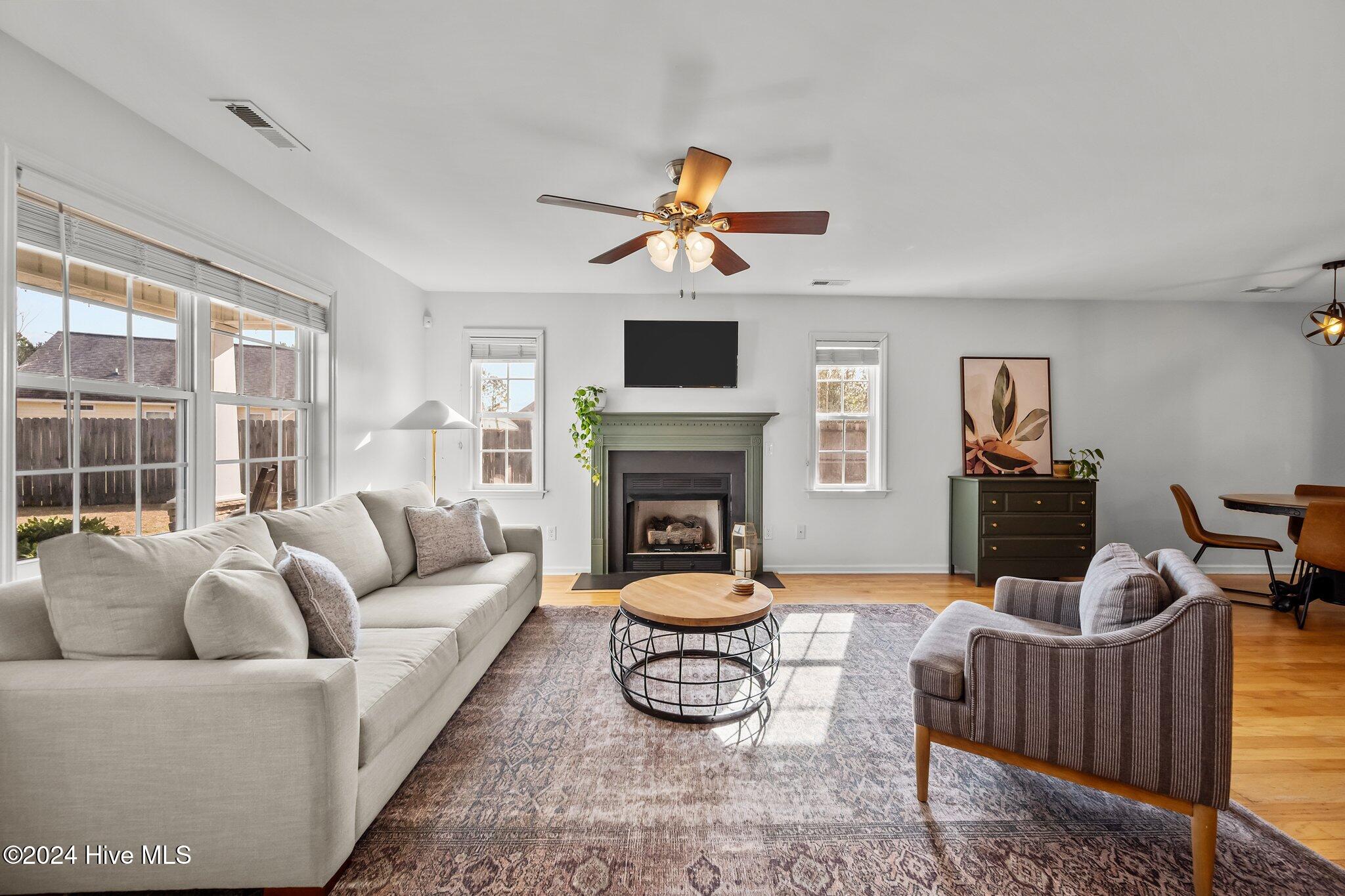 1003 Summerfield Court