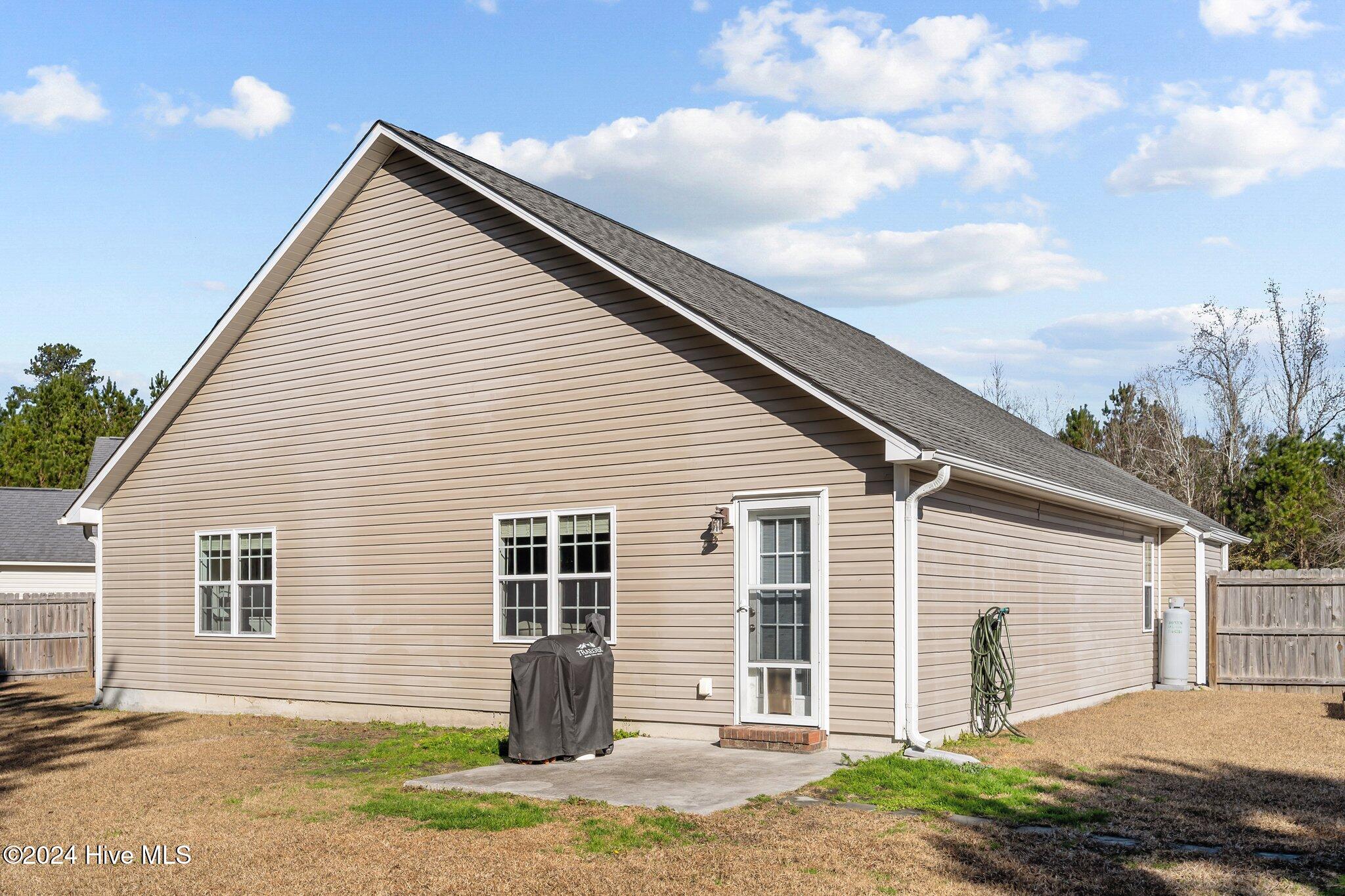 1003 Summerfield Court