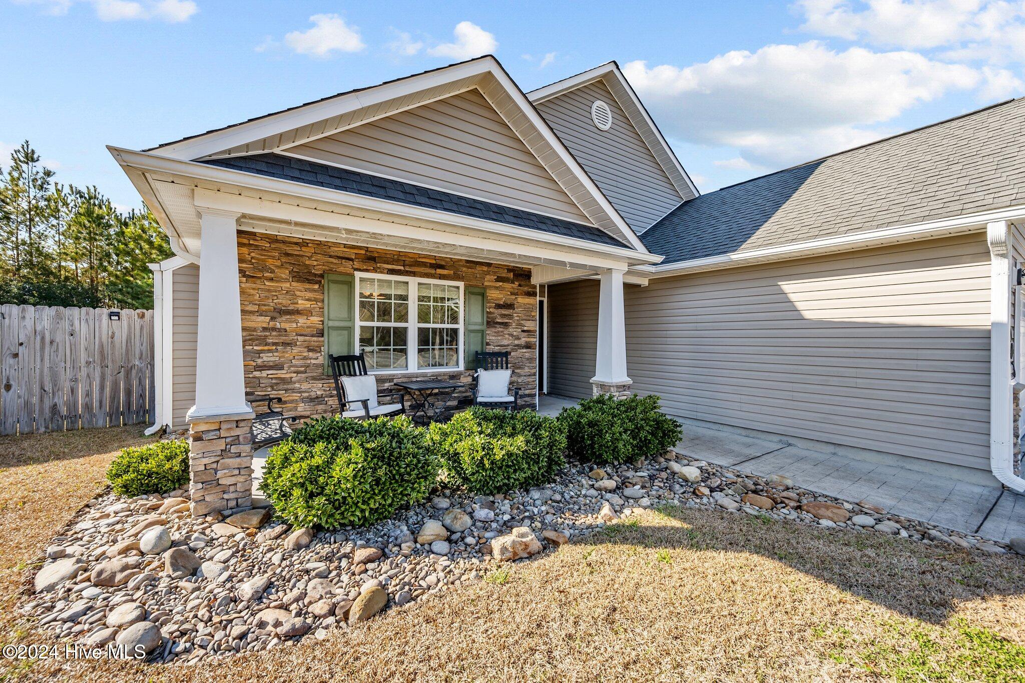 1003 Summerfield Court