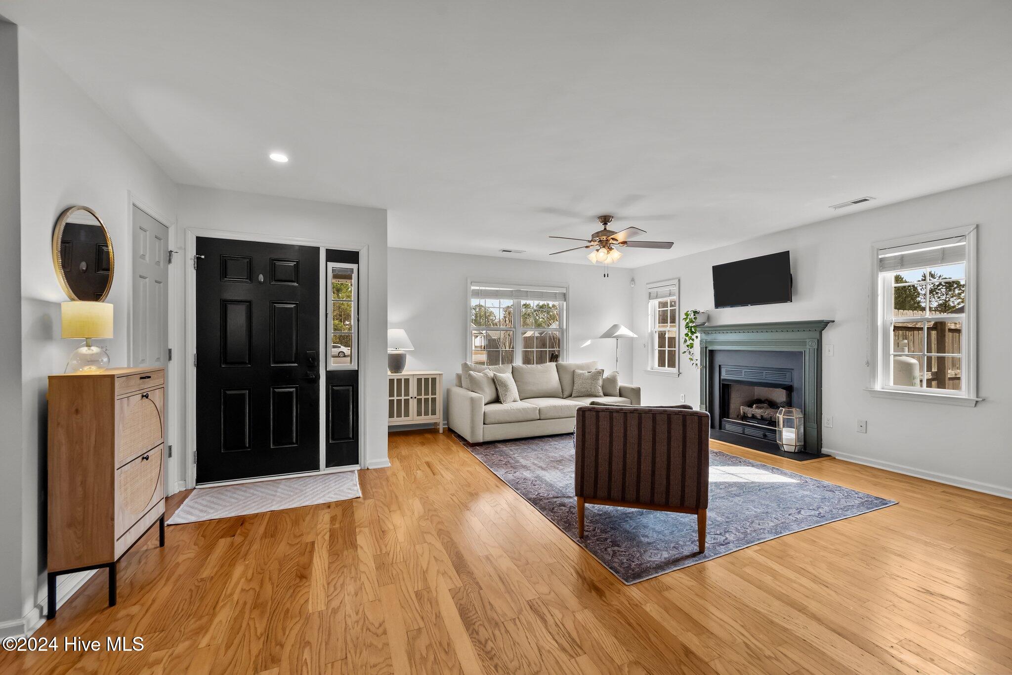 1003 Summerfield Court