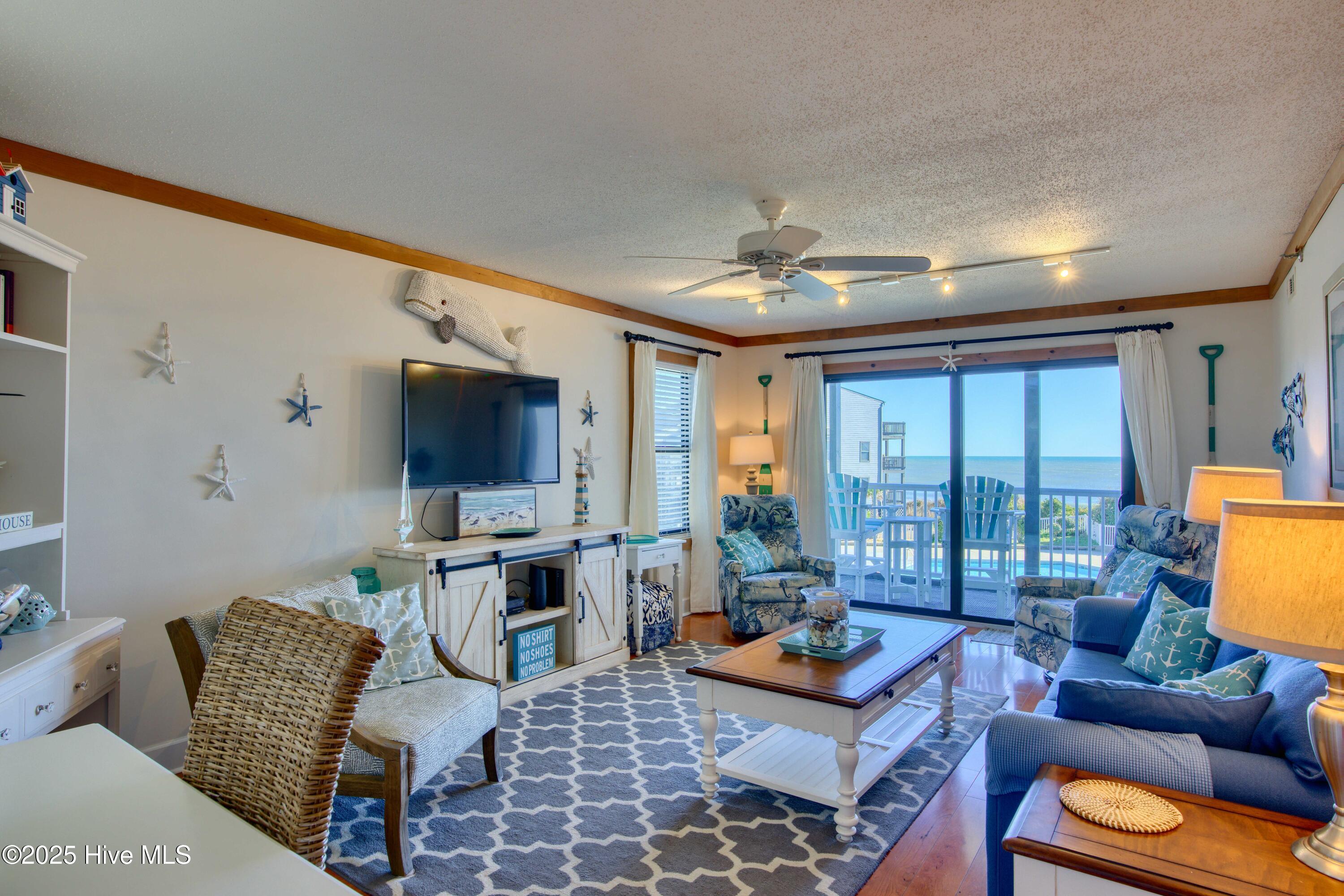 1896 New River Inlet Road, Unit 1215