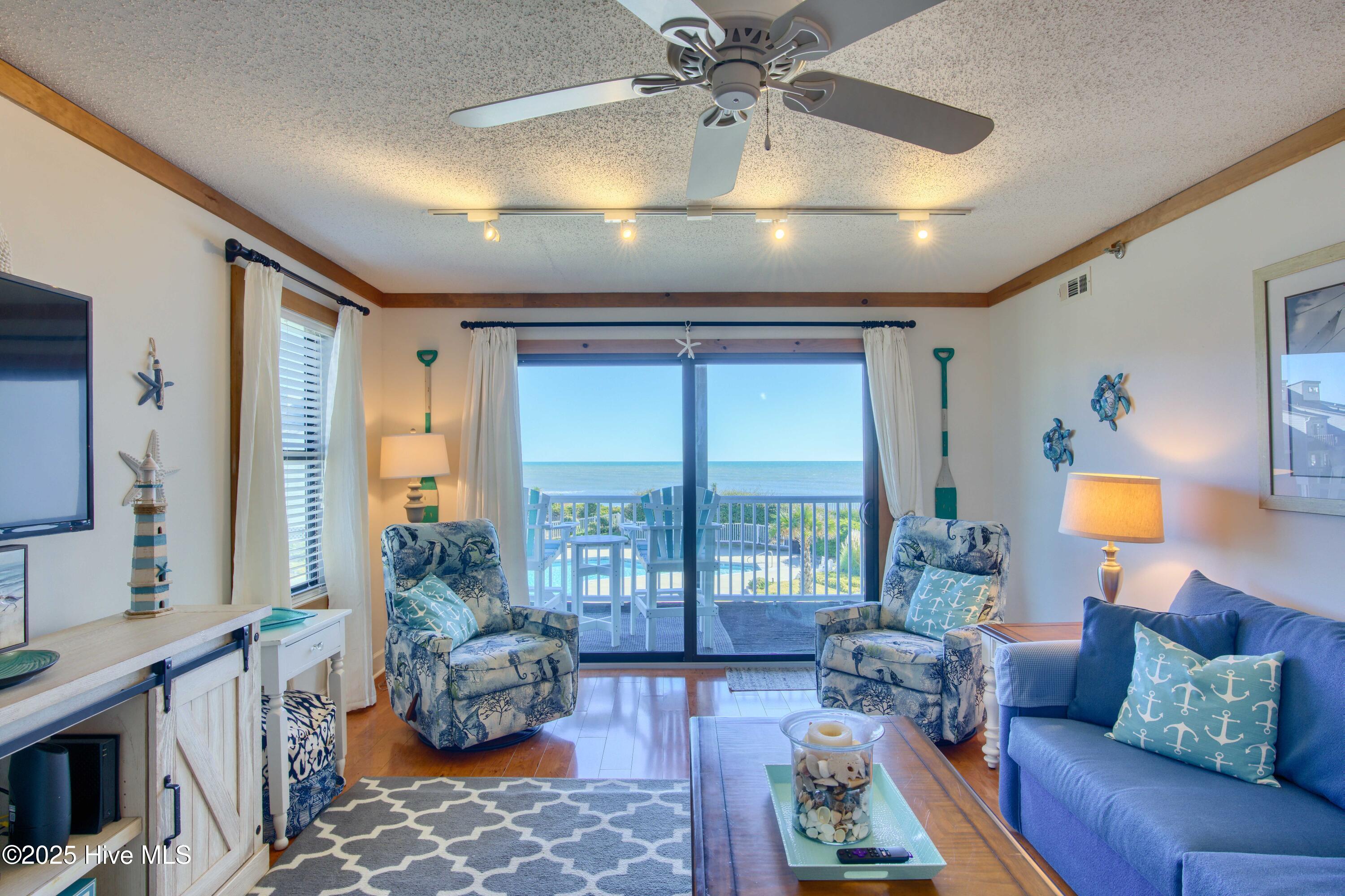 1896 New River Inlet Road, Unit 1215