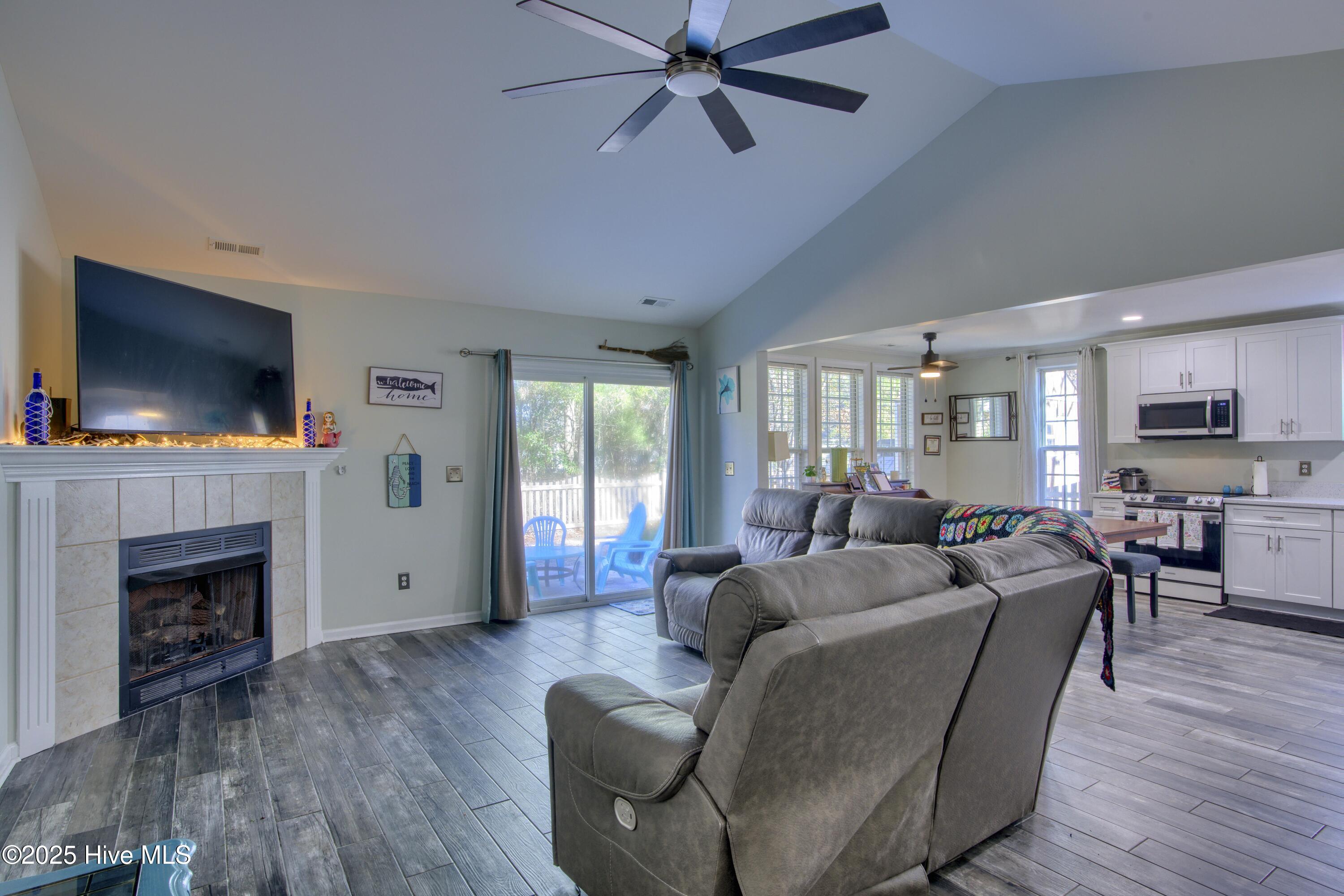 1752 Chadwick Shores Drive