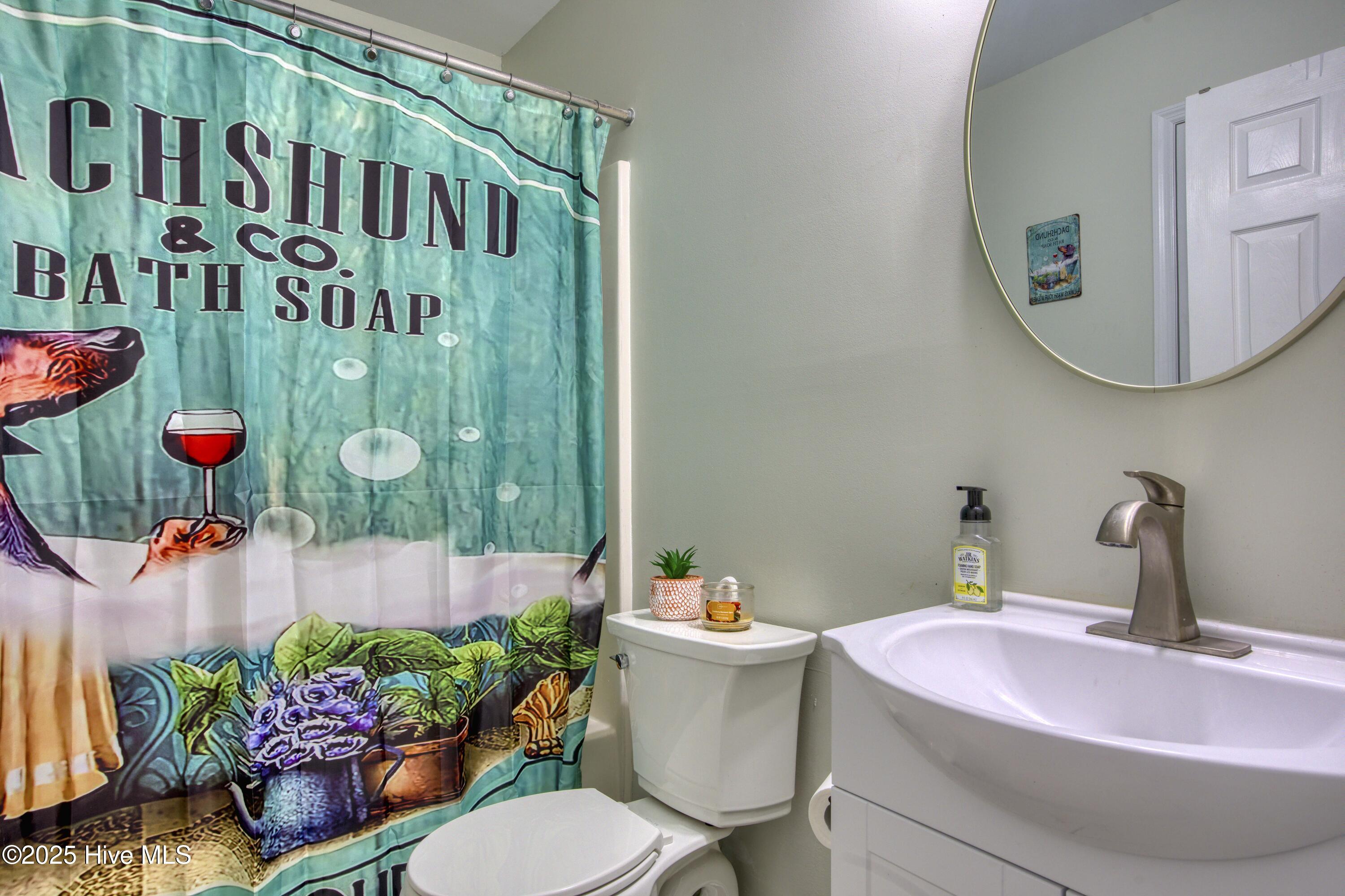 1752 Chadwick Shores Drive