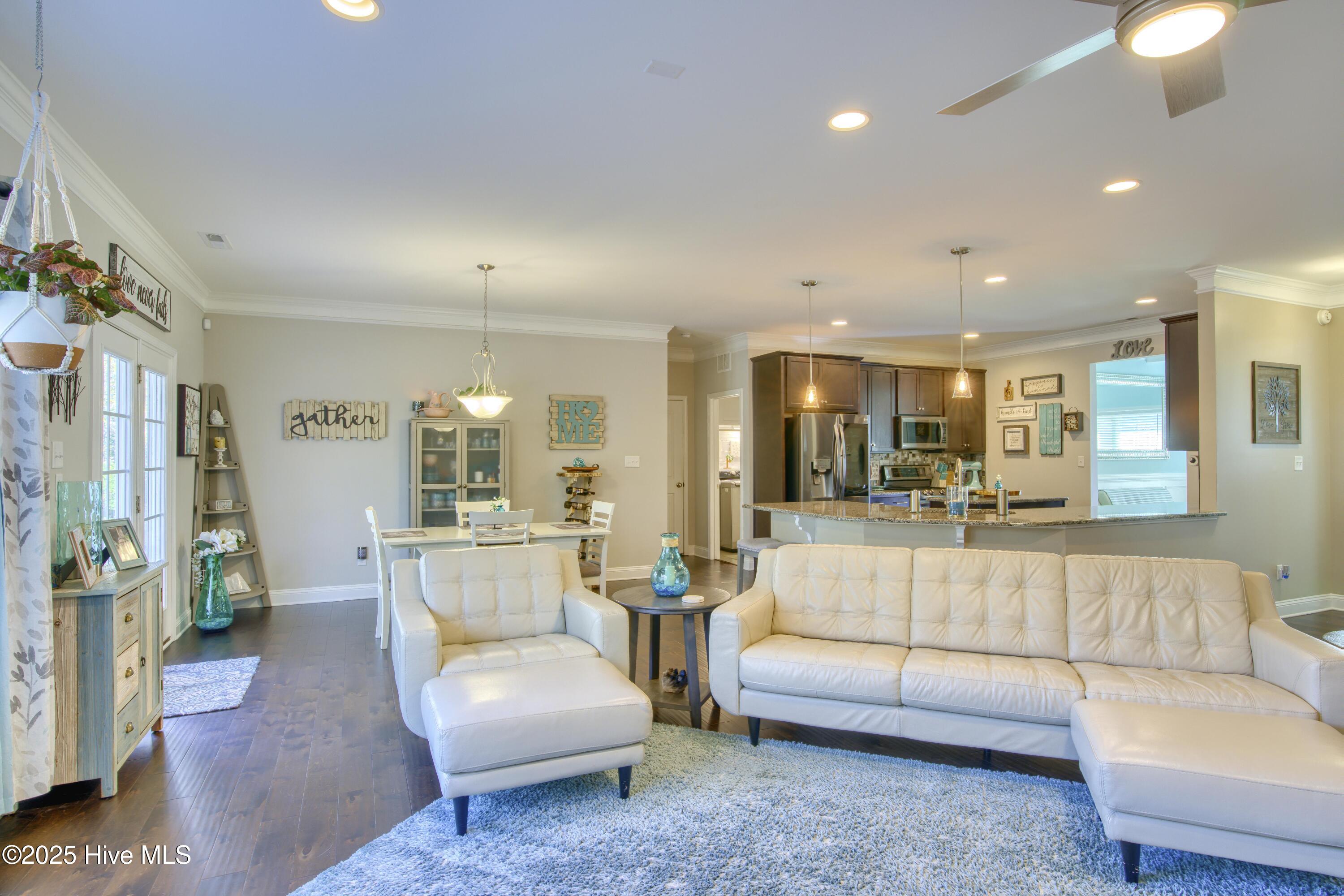 636 Prospect Way