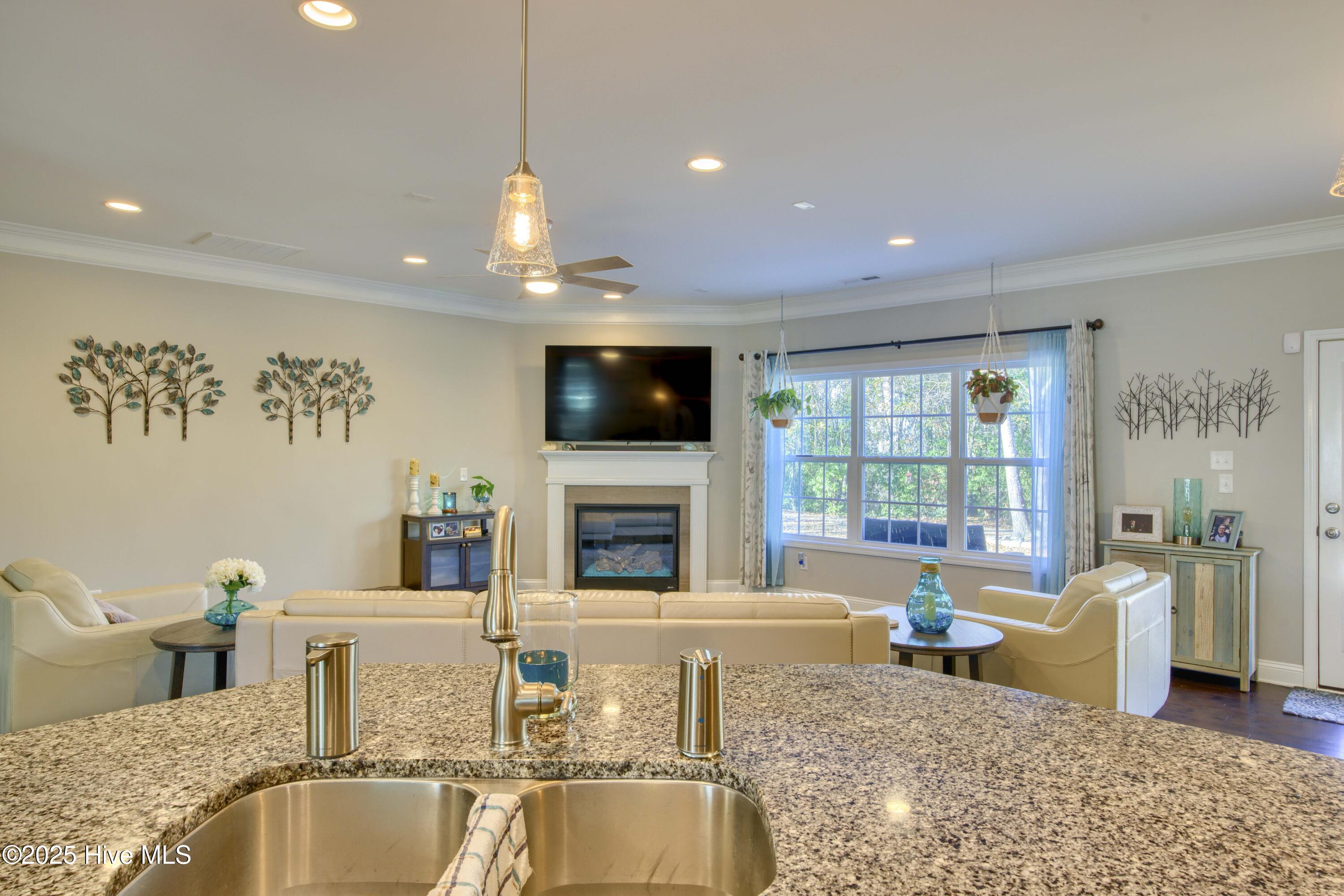 636 Prospect Way