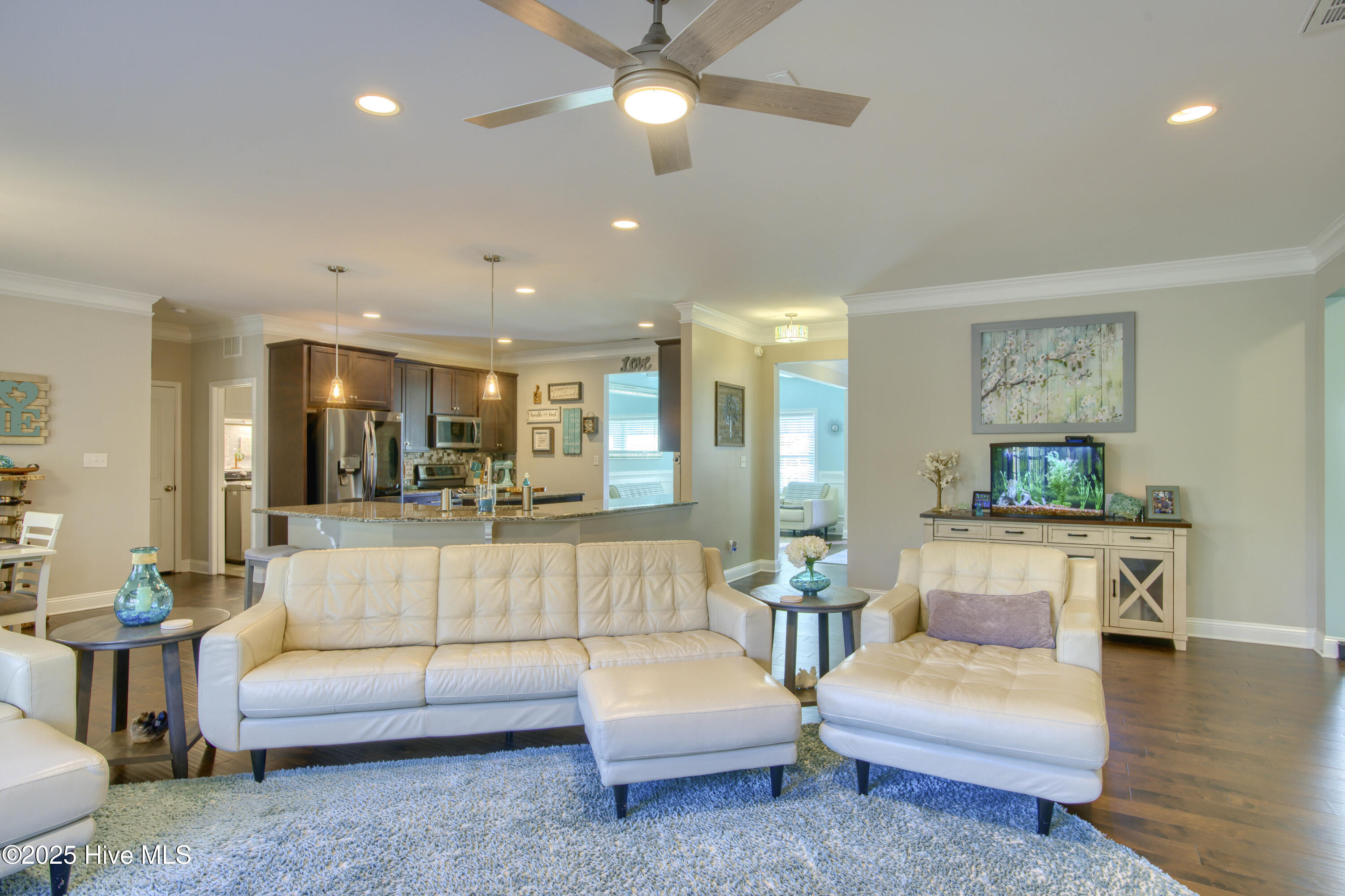 636 Prospect Way