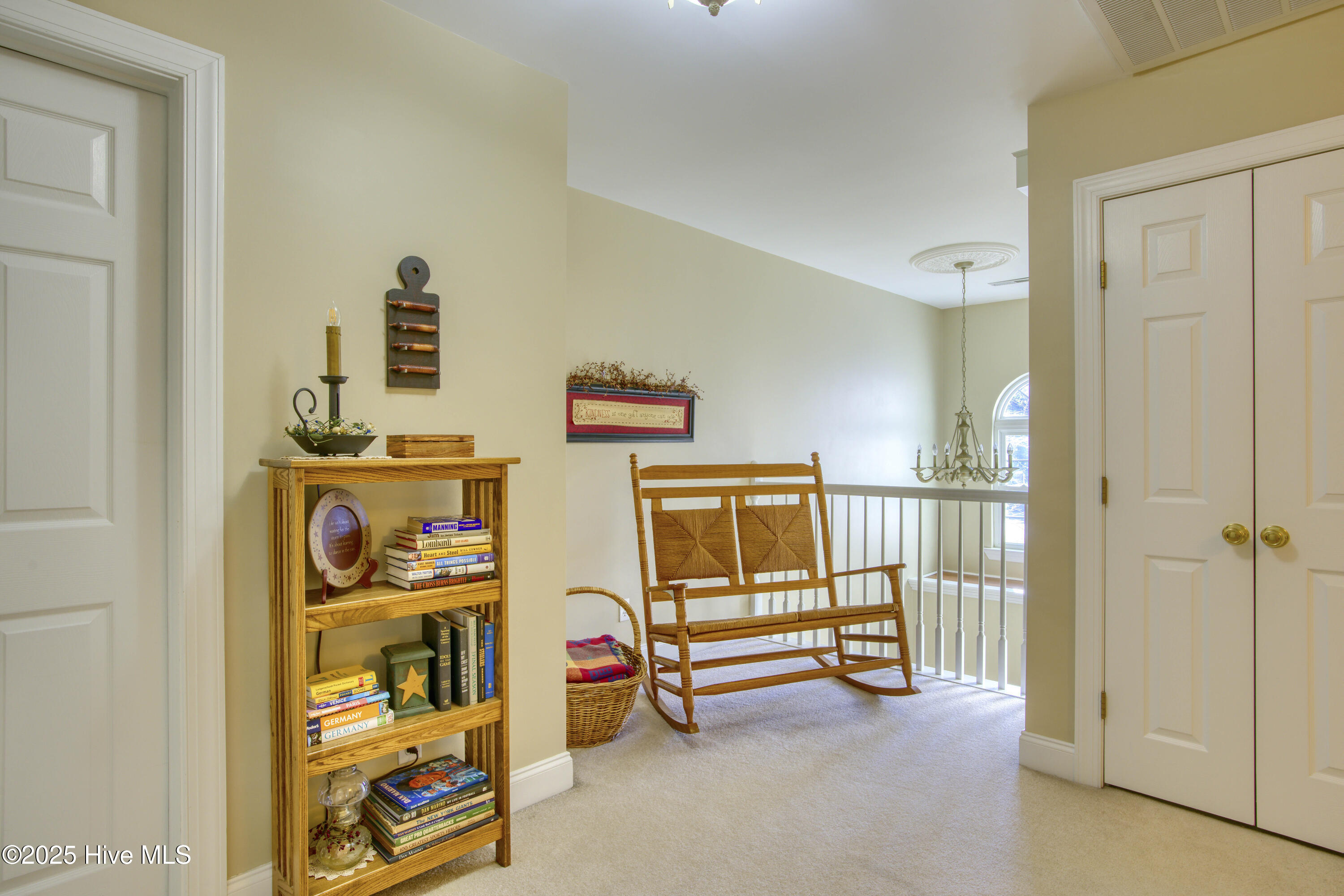 2229 Greenwood Court