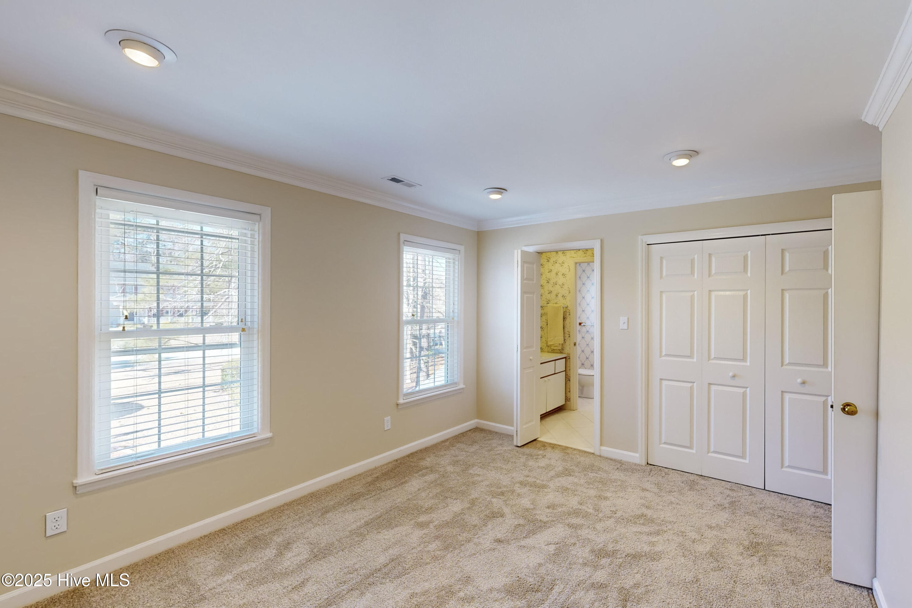 2234 Perry Drive