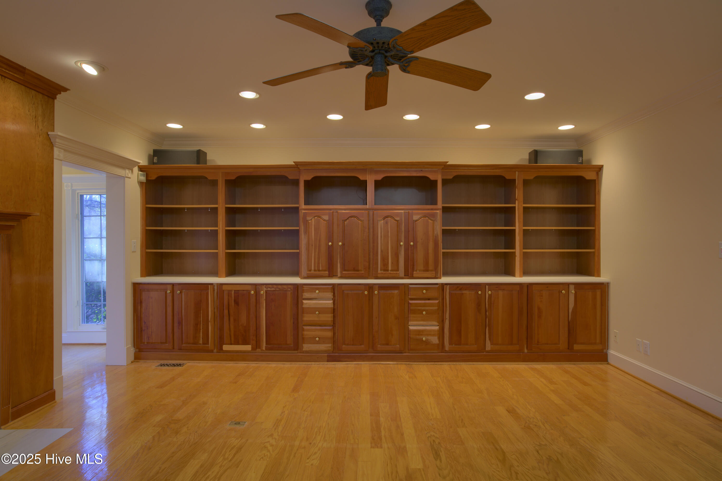 2234 Perry Drive