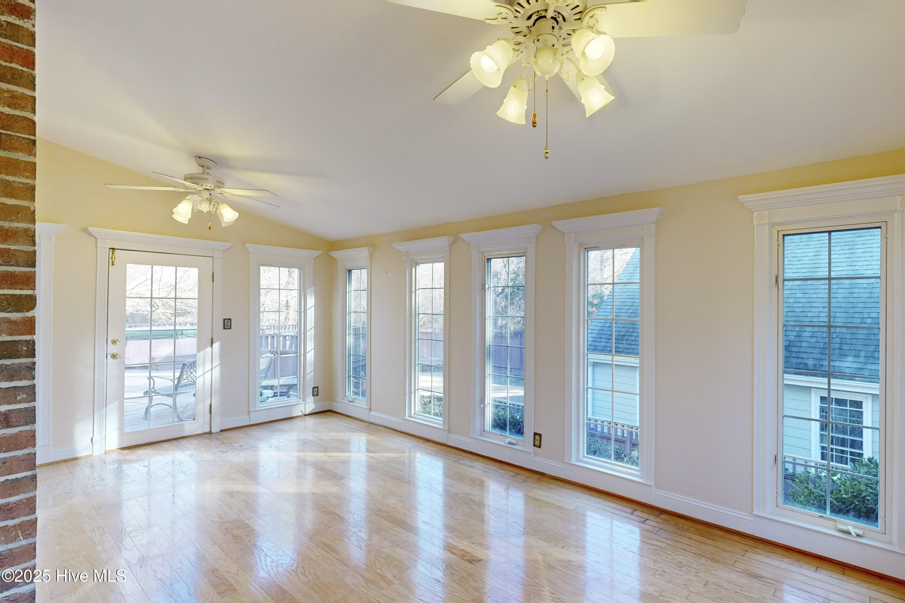 2234 Perry Drive