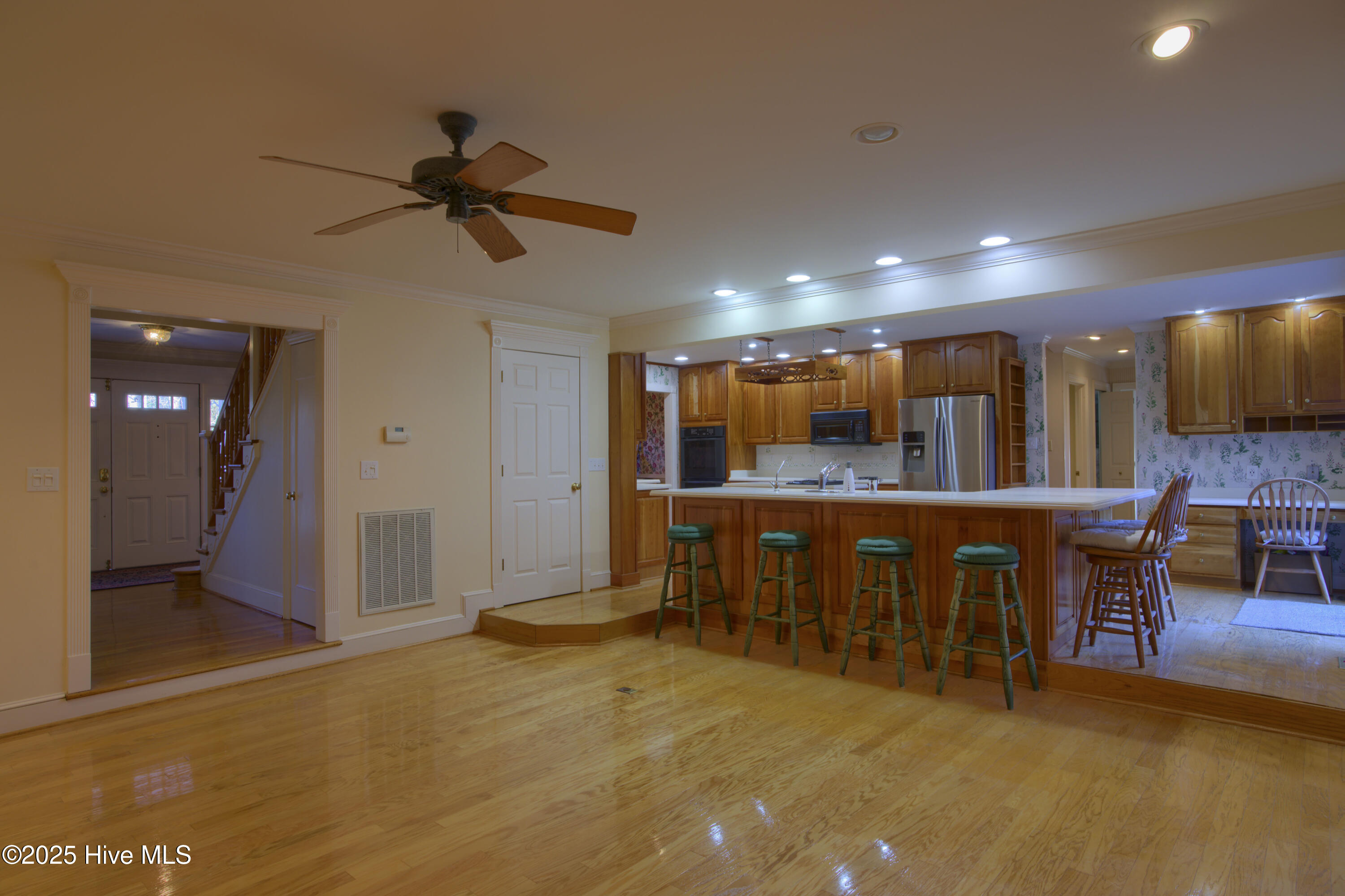 2234 Perry Drive