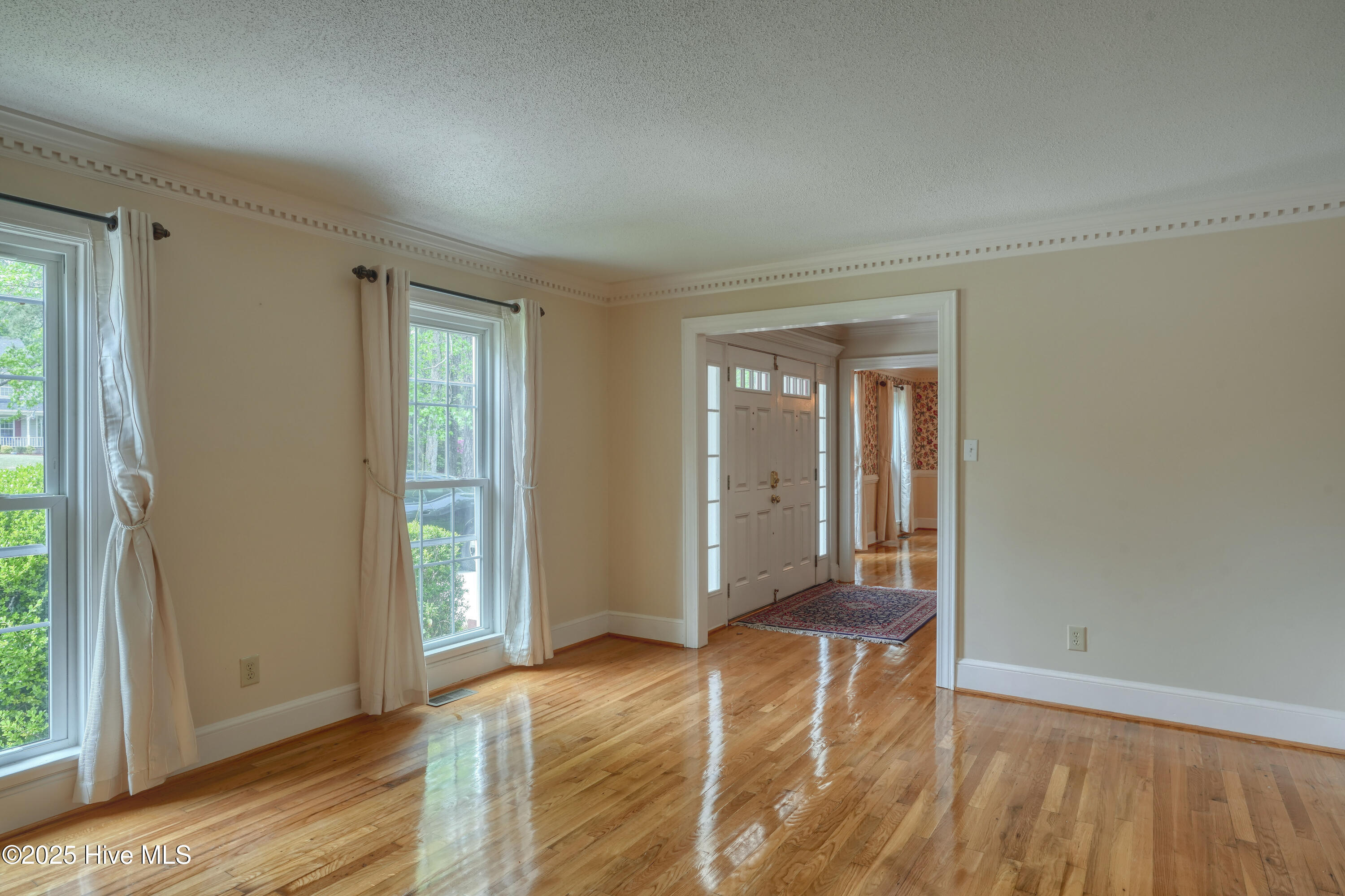 2234 Perry Drive