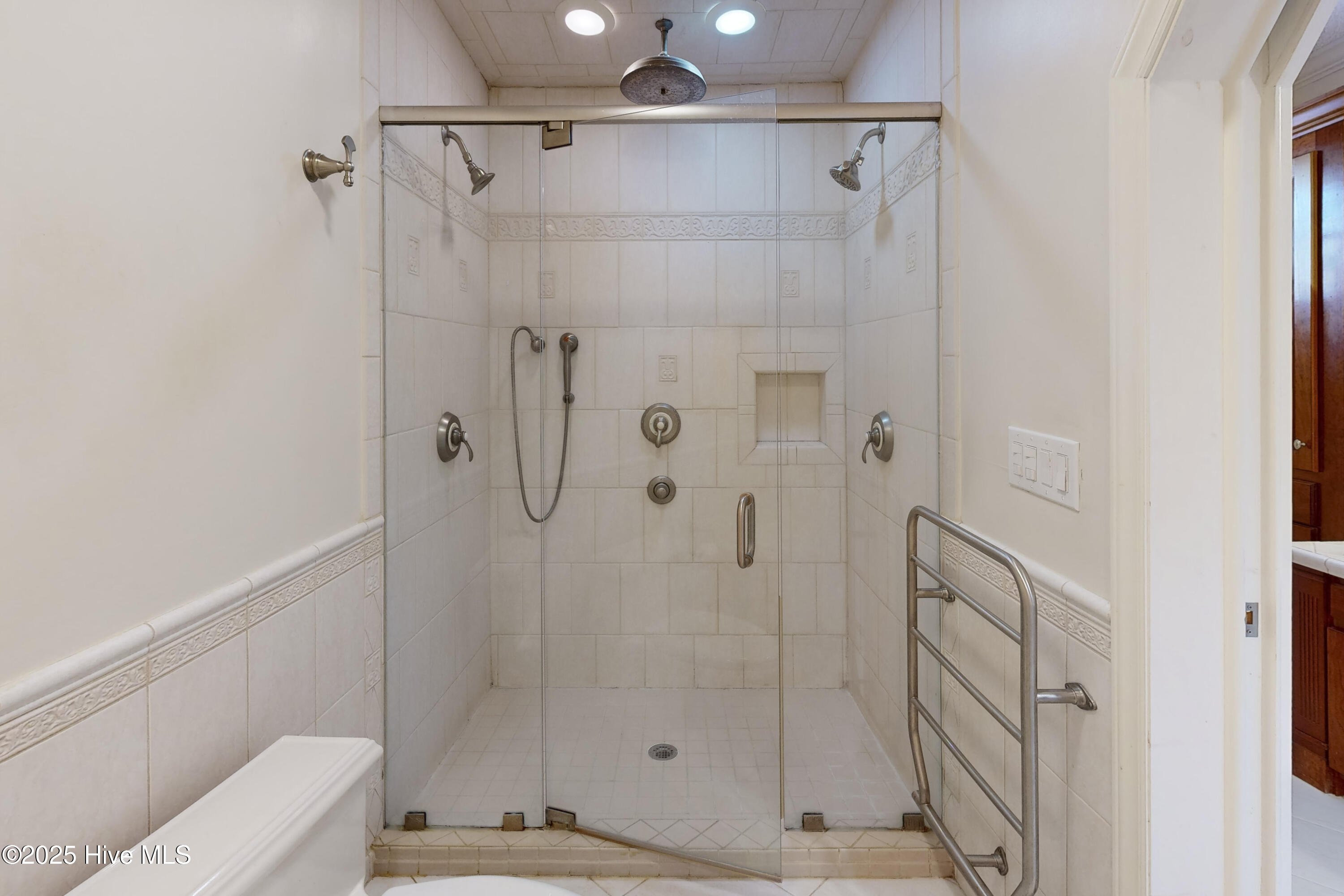 2234 Perry Drive