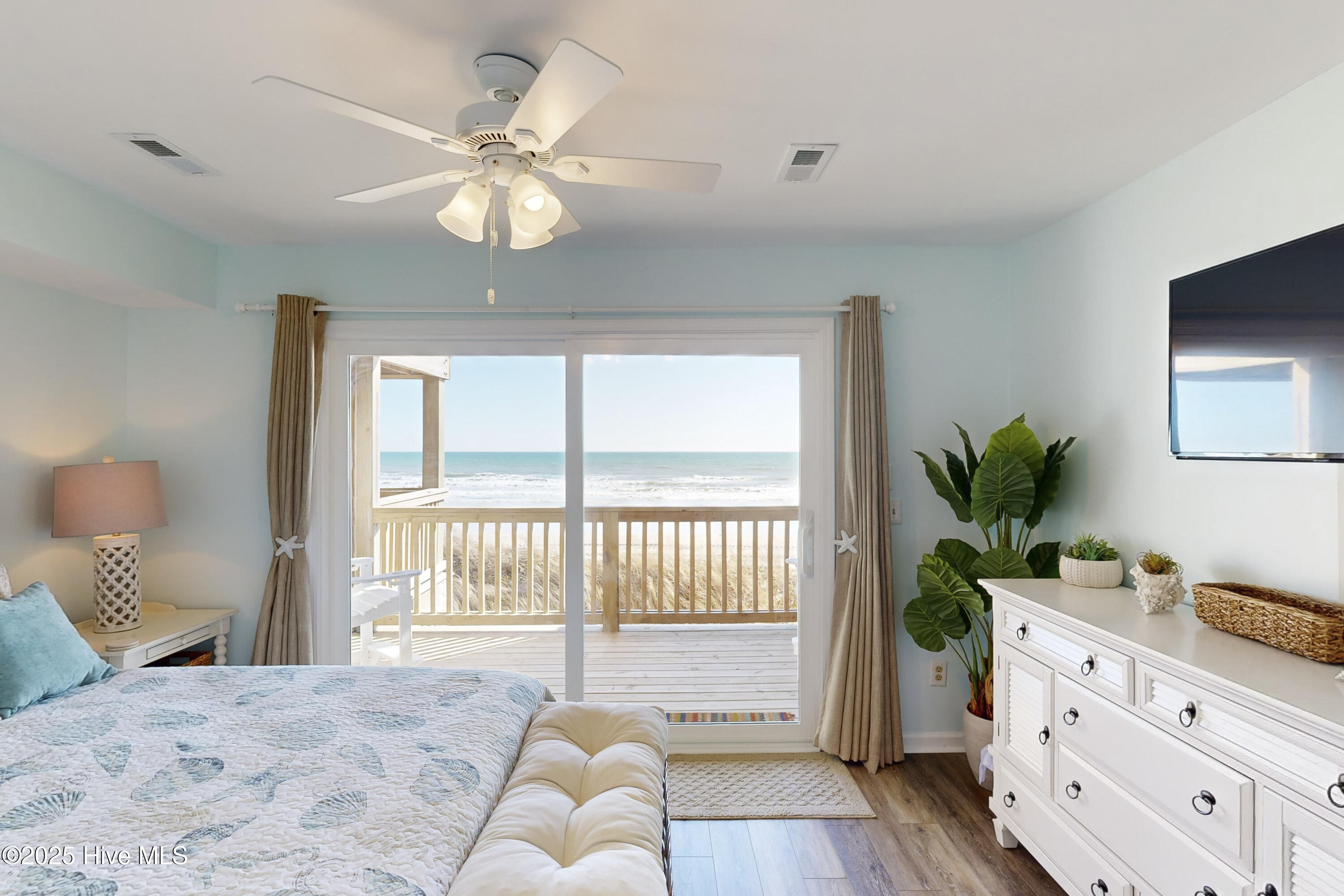 1768 New River Inlet Road, 3