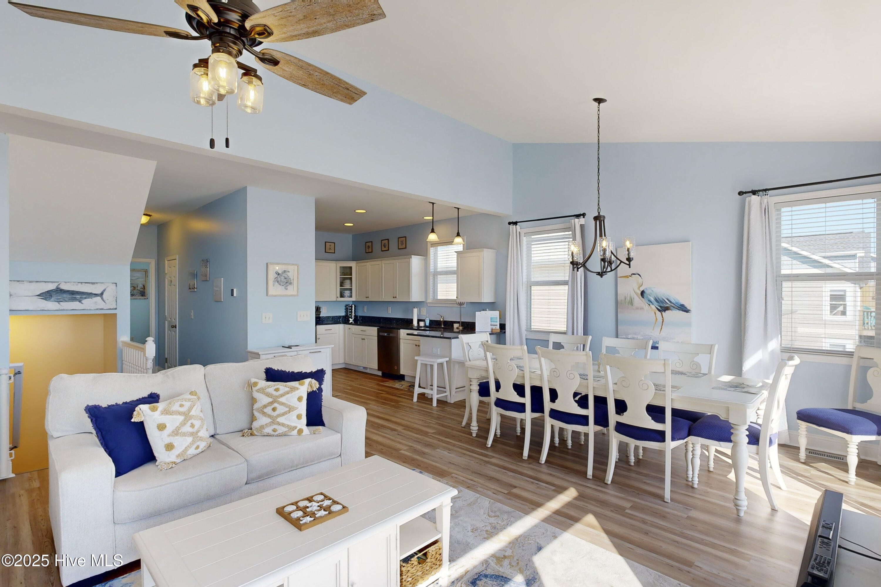 3876 Island Drive