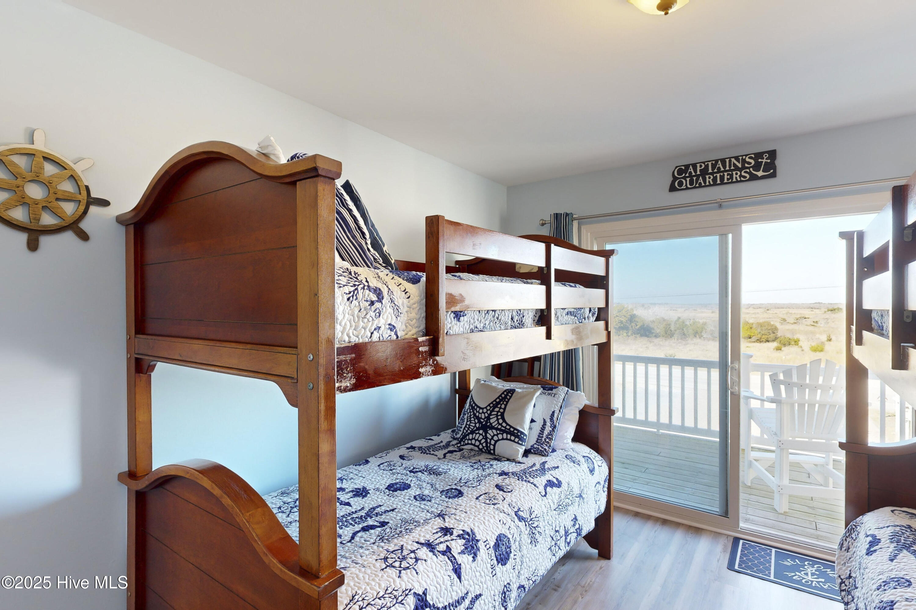 3876 Island Drive