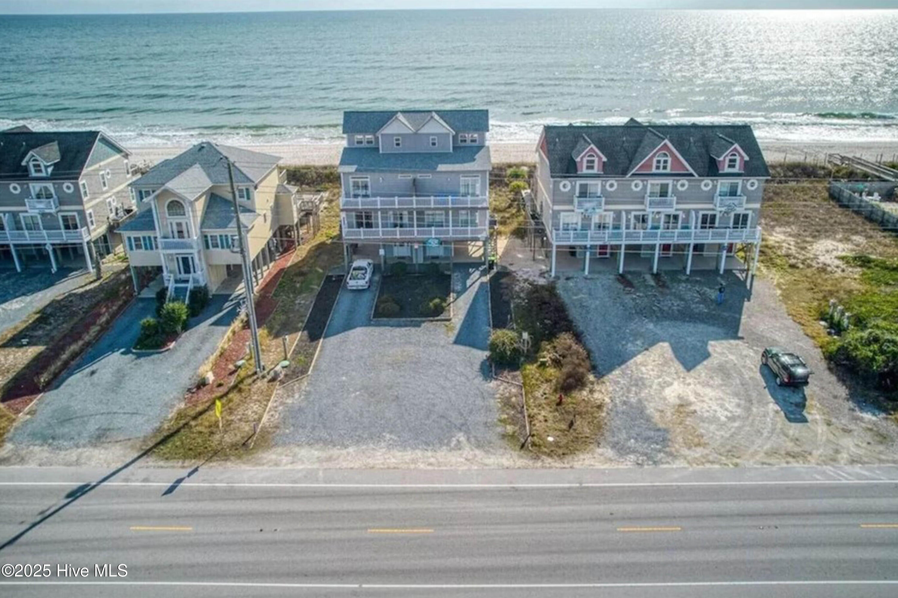 3876 Island Drive