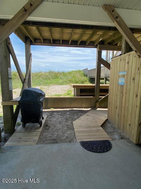 3876 Island Drive