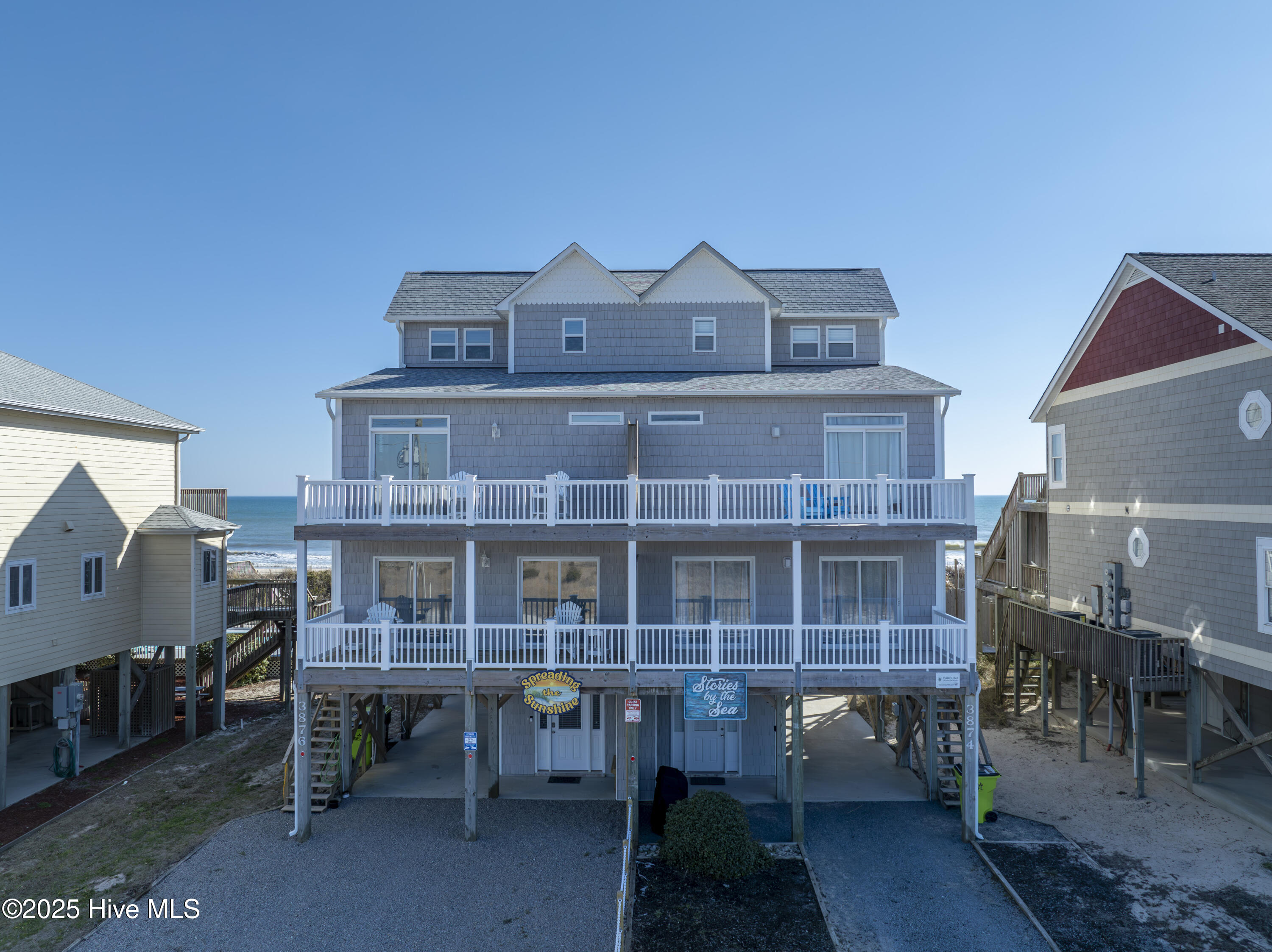 3876 Island Drive