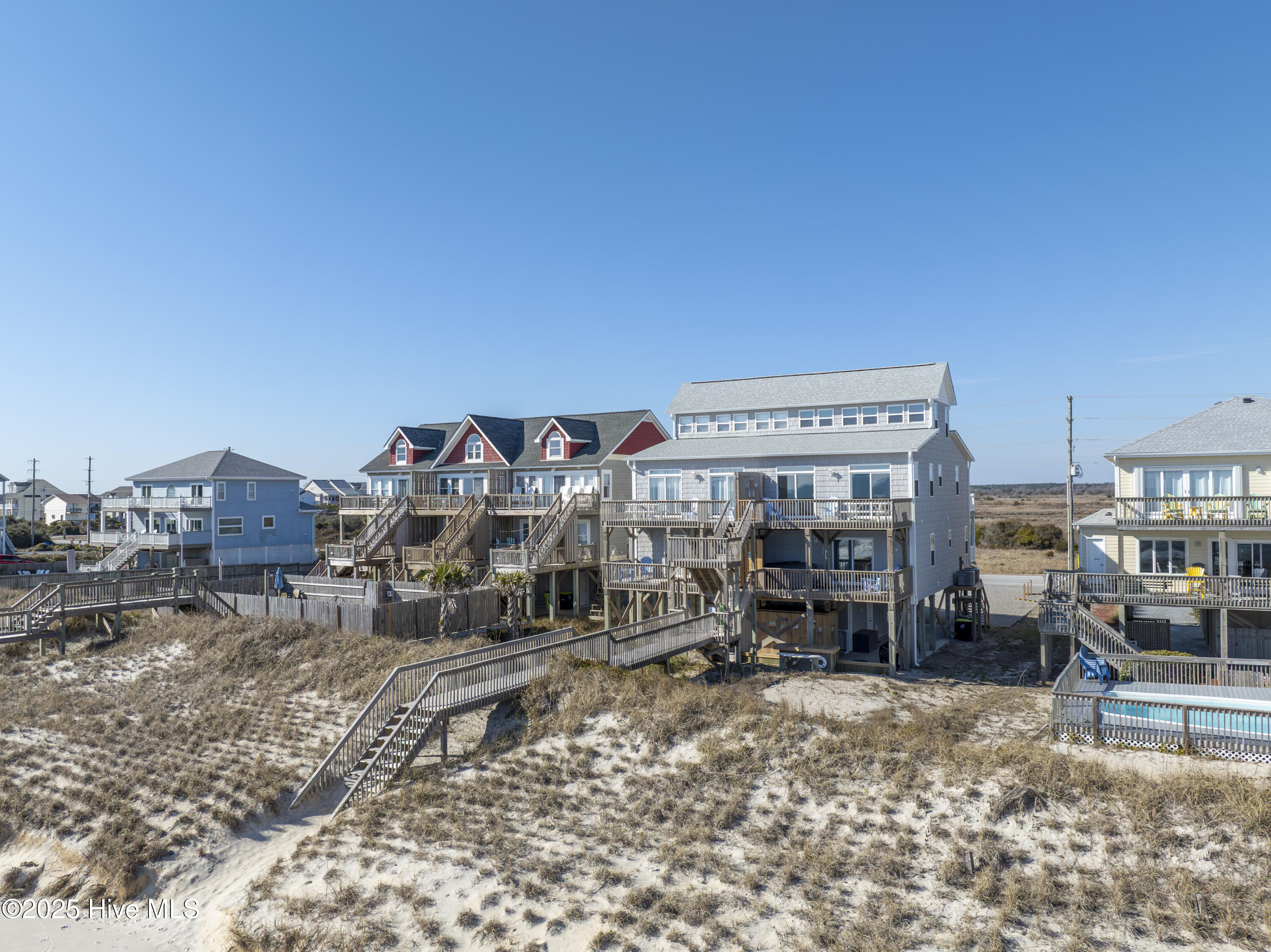 3876 Island Drive