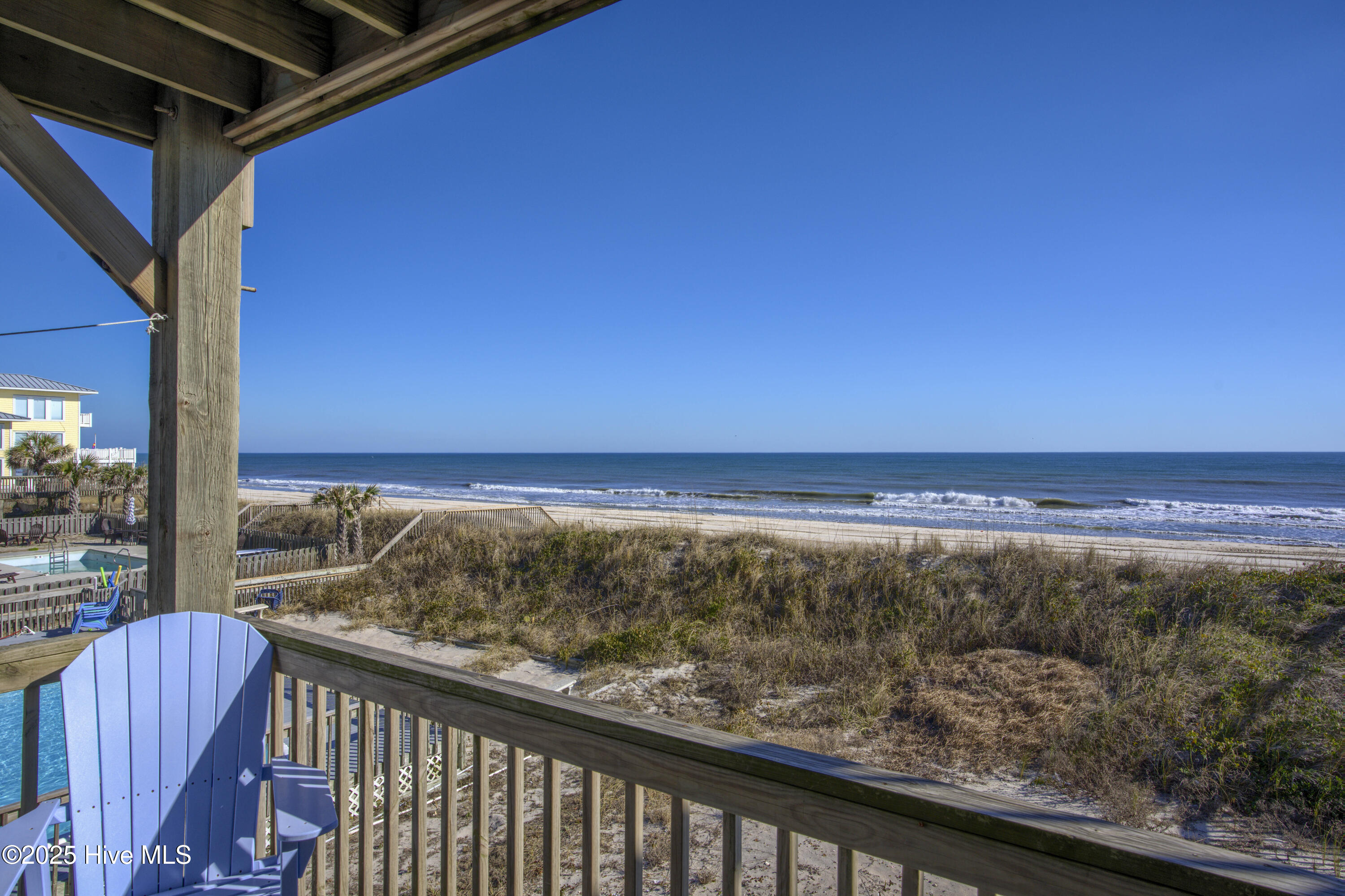 3876 Island Drive