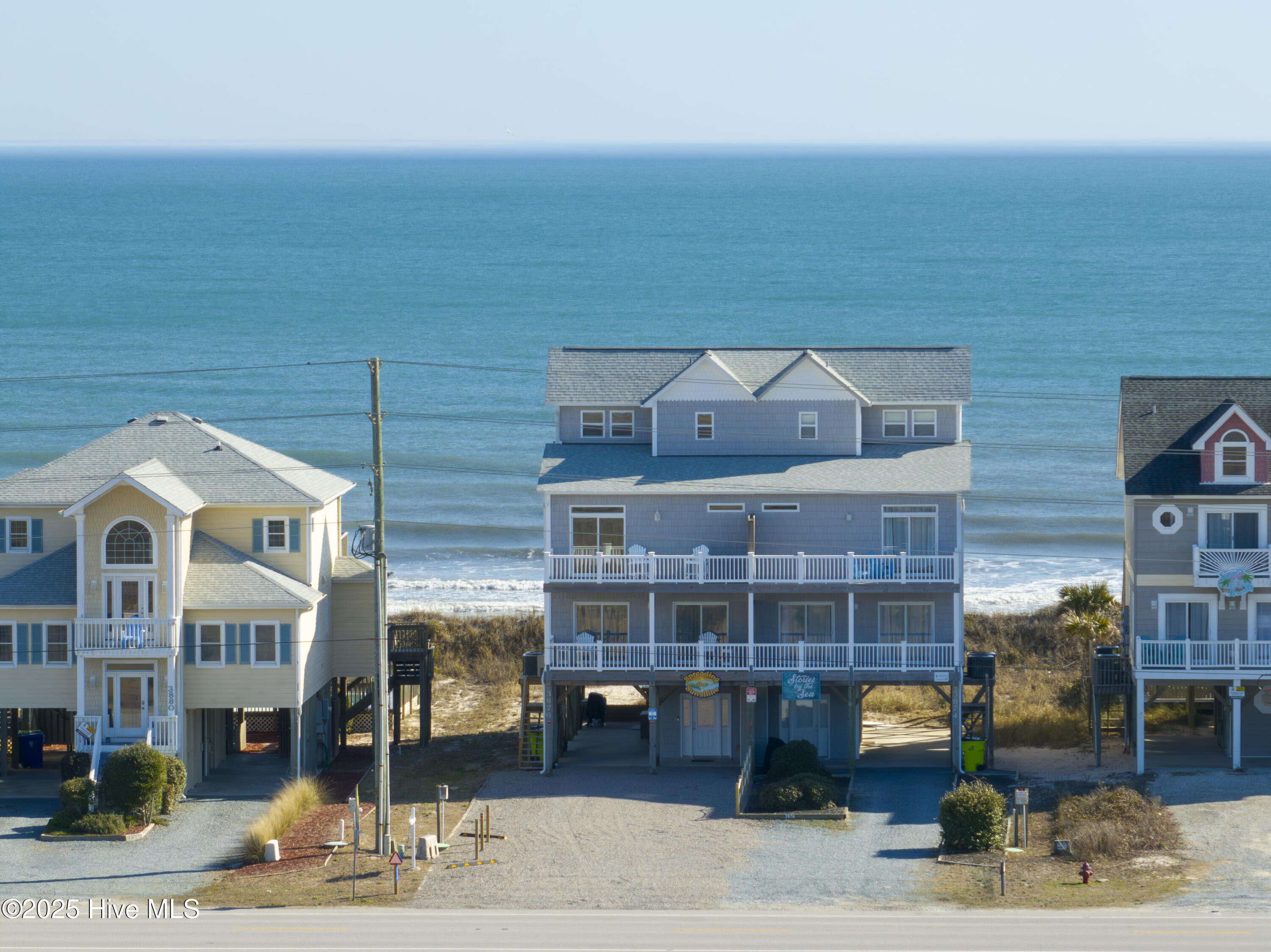 3876 Island Drive
