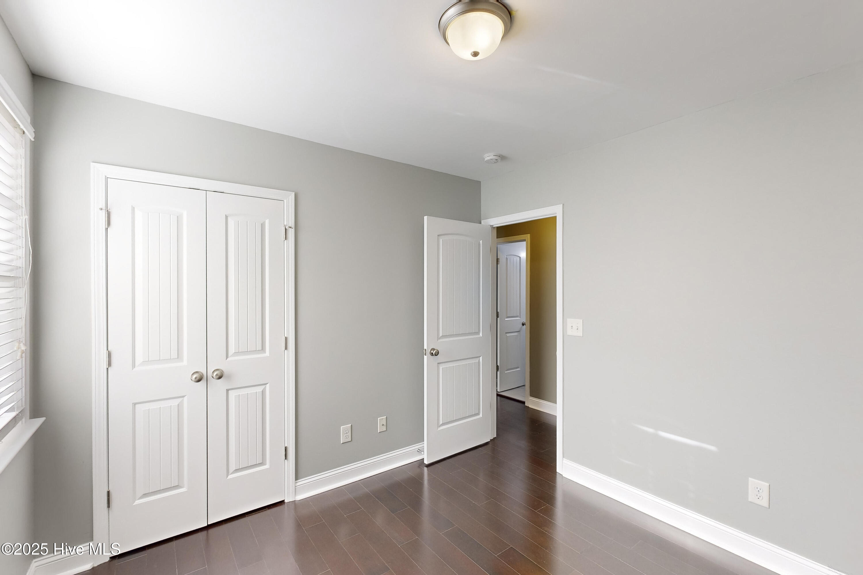 2110 Perry Drive